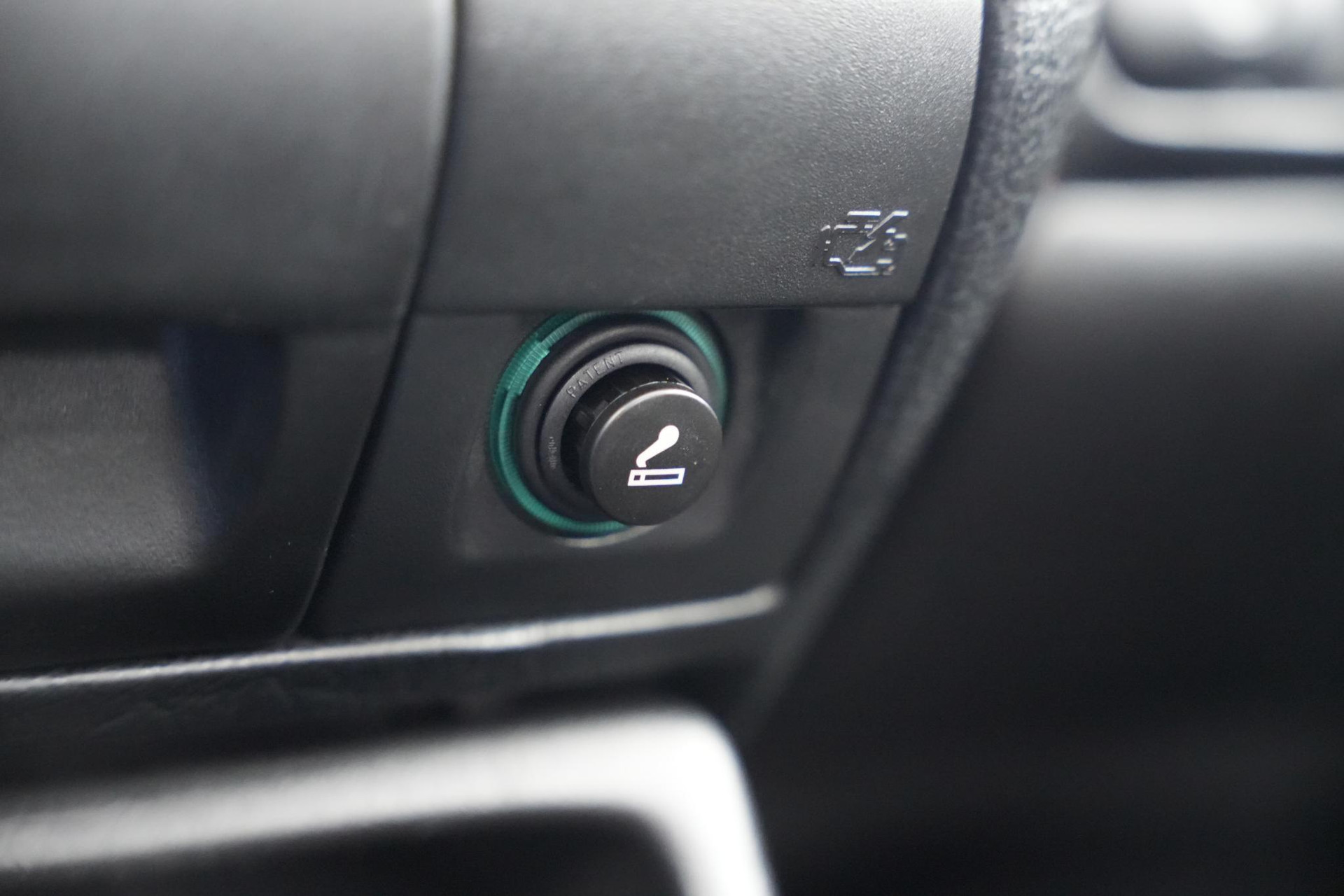 Volkswagen Golf 2.8 VR6 1997 Moonlightblue pareleffect 34