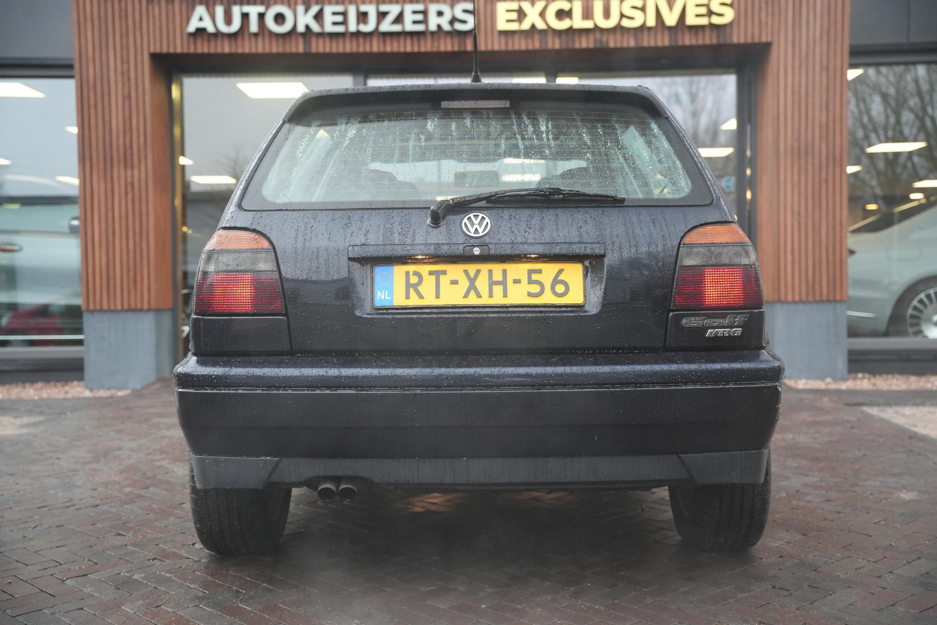 Volkswagen Golf 2.8 VR6 1997 Moonlightblue pareleffect 42