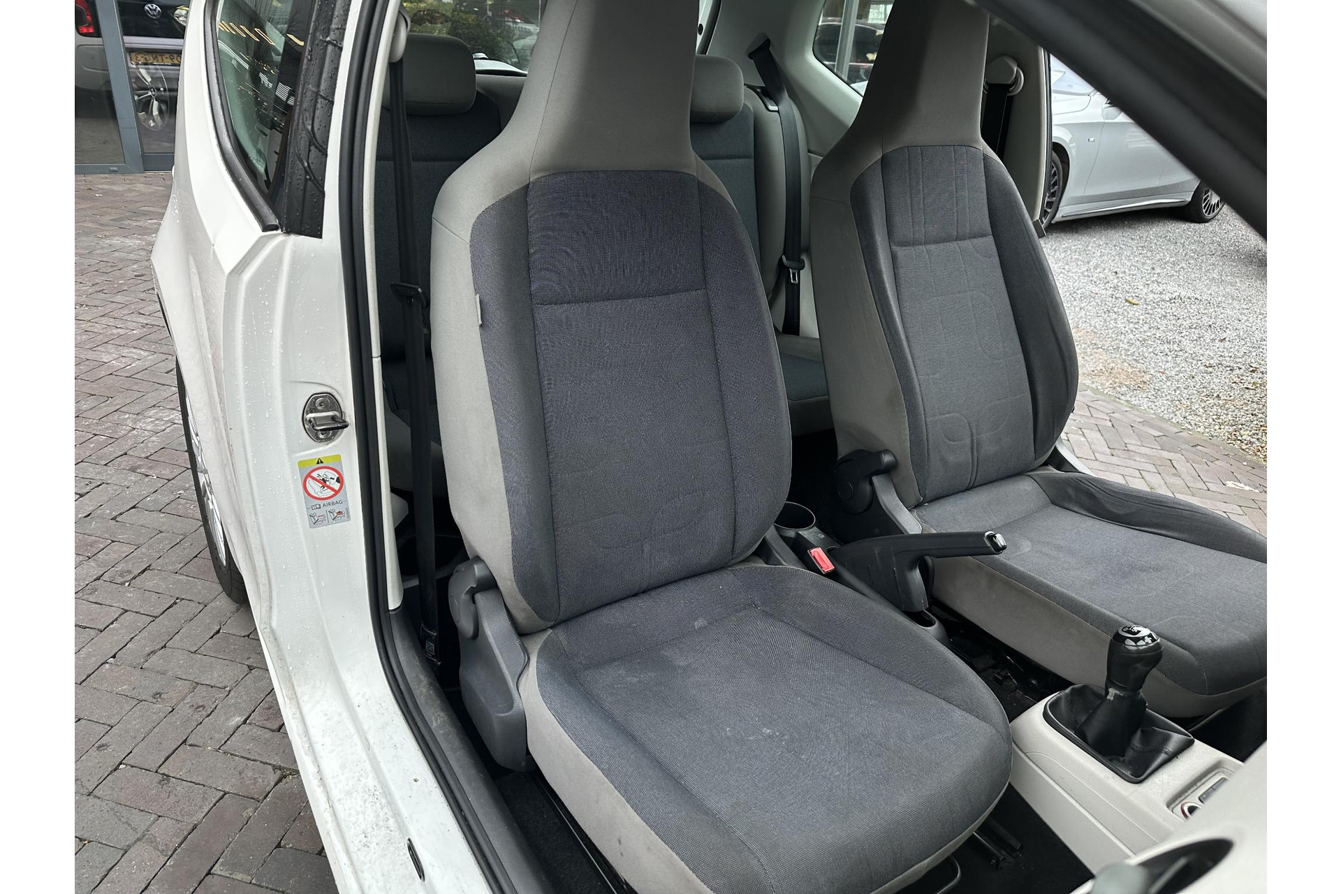 Volkswagen up! 1.0 move up! 2012 Candy white 11