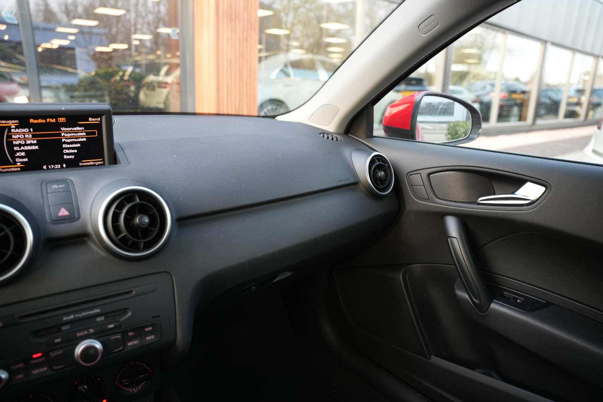 Audi A1 1.2 TFSI Attraction Pro Line Business 2011 Misanorood pareleffect 23