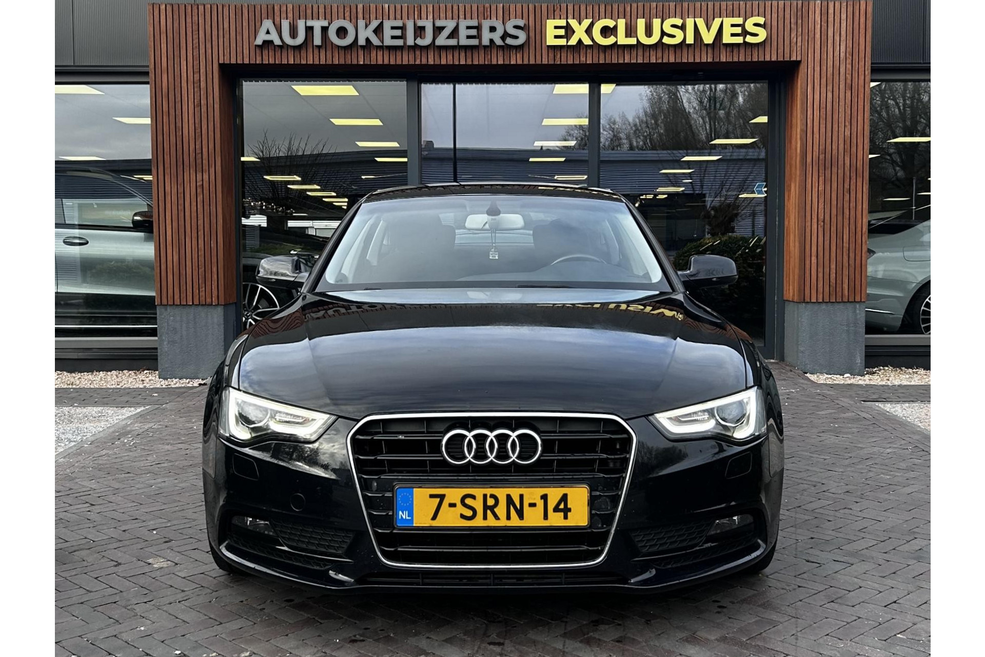 Audi A5 Sportback 1.8 TFSI Business Edition 2013 Phantomzwart pareleffect 3