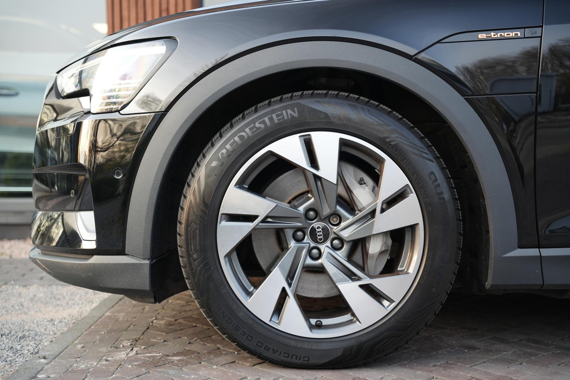Audi e-tron 55 quattro edition 95 kWh 2020 Briljantzwart 10