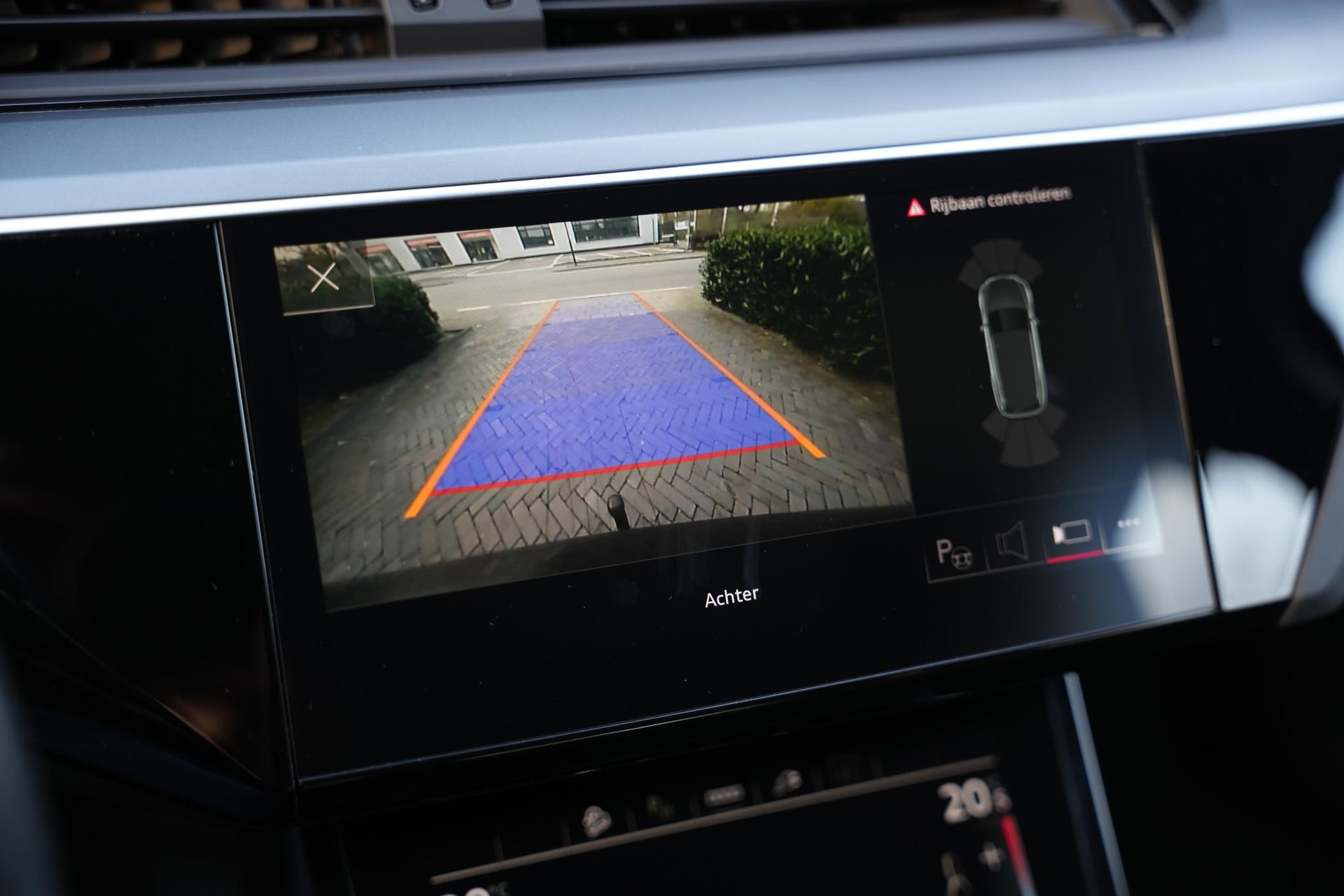 Audi e-tron 55 quattro edition 95 kWh 2020 Briljantzwart 32