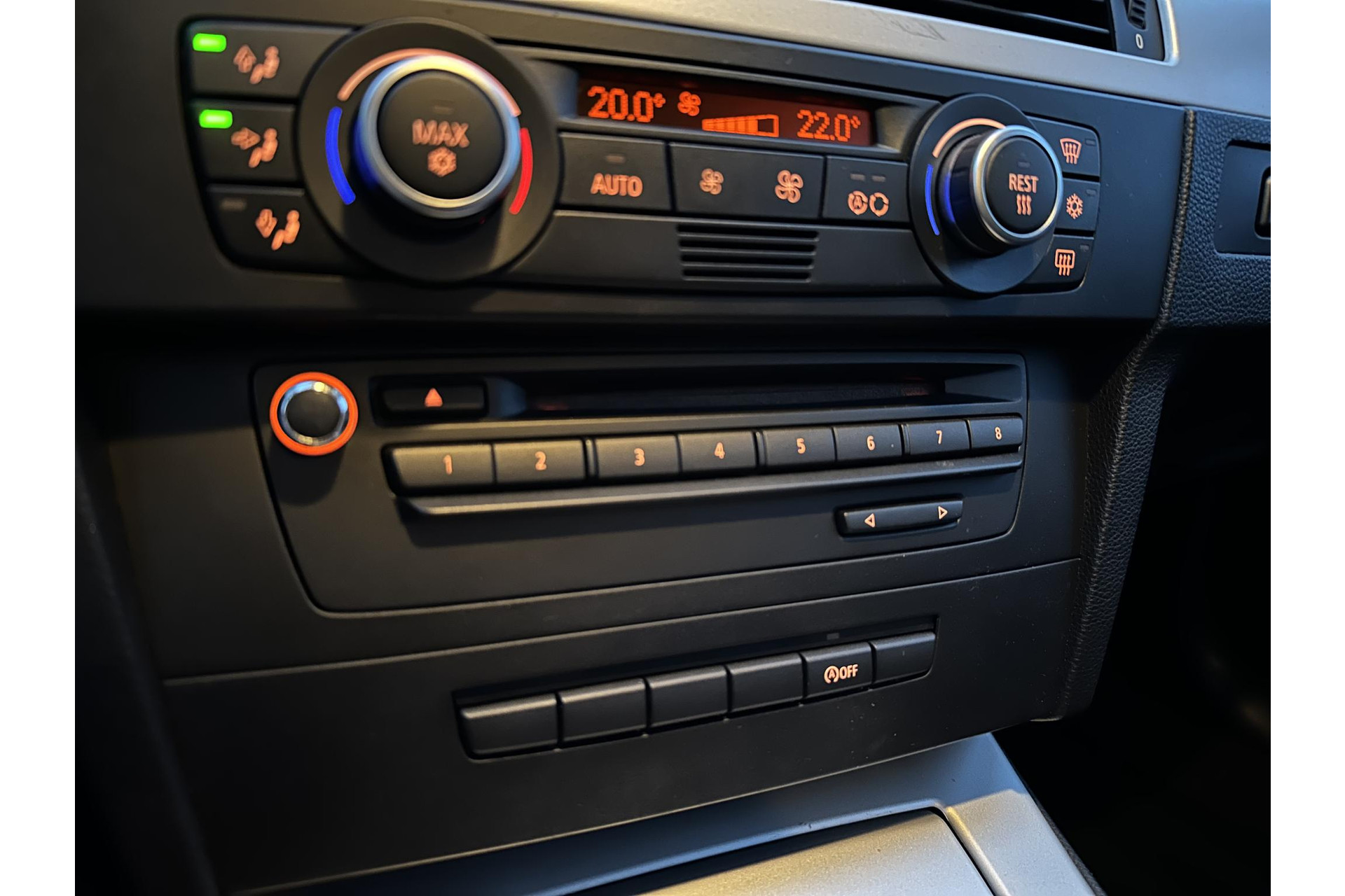 BMW 3 Serie Touring 316i Business Line 2010 Saphirschwarz metallic 9