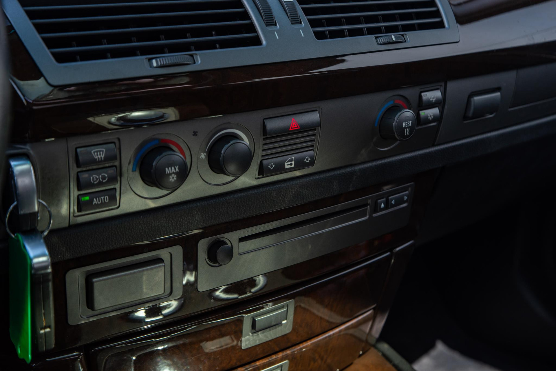 BMW 7 Serie 735i 2004  15