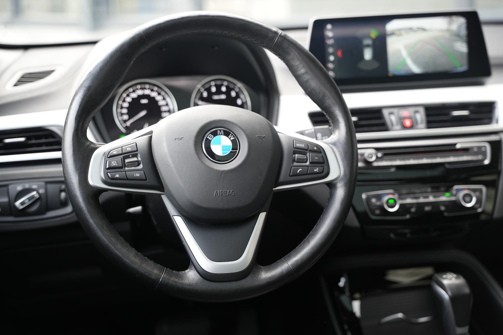 BMW X1 xDrive25e High Executive 2020  16