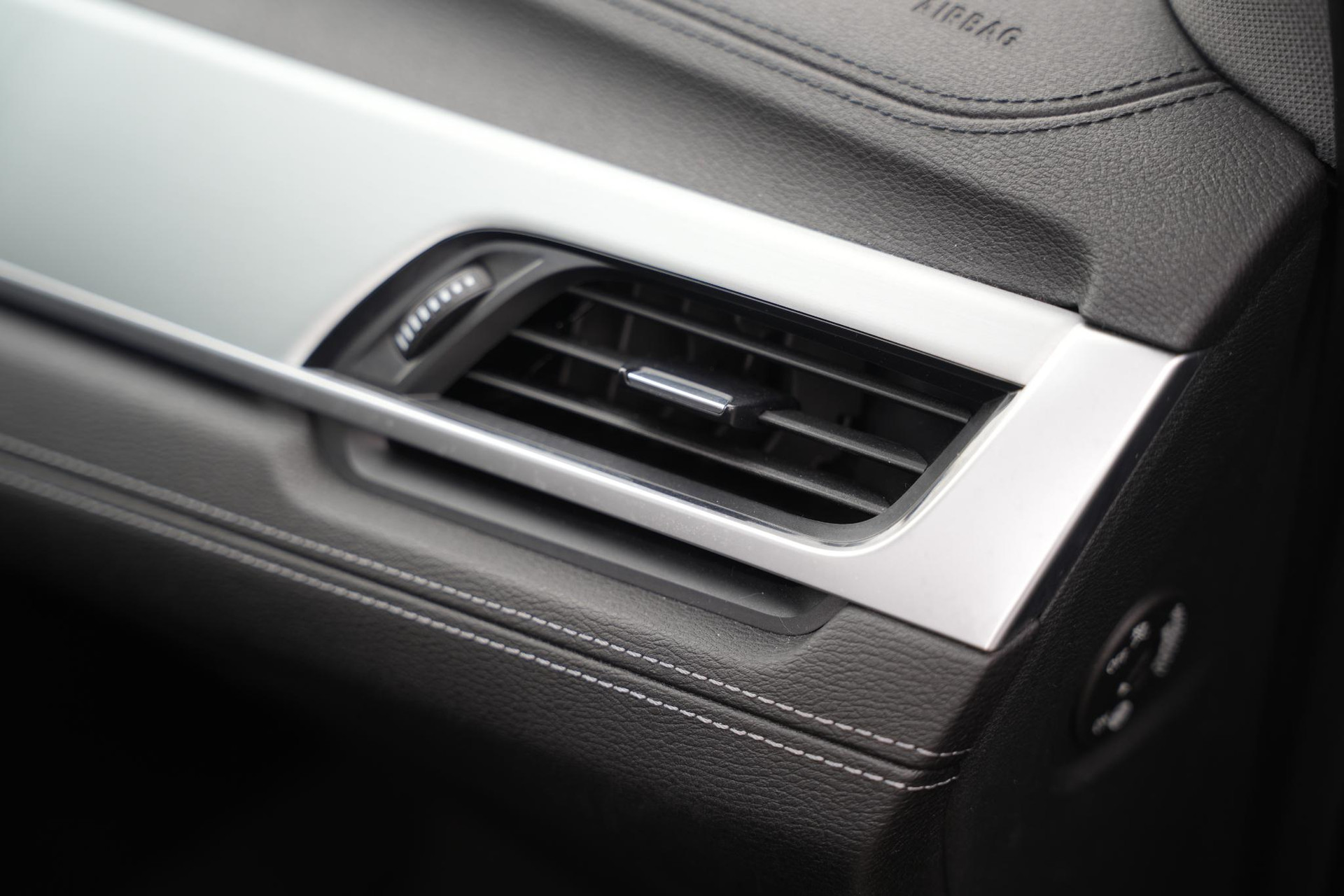 BMW X1 xDrive25e High Executive 2020  23