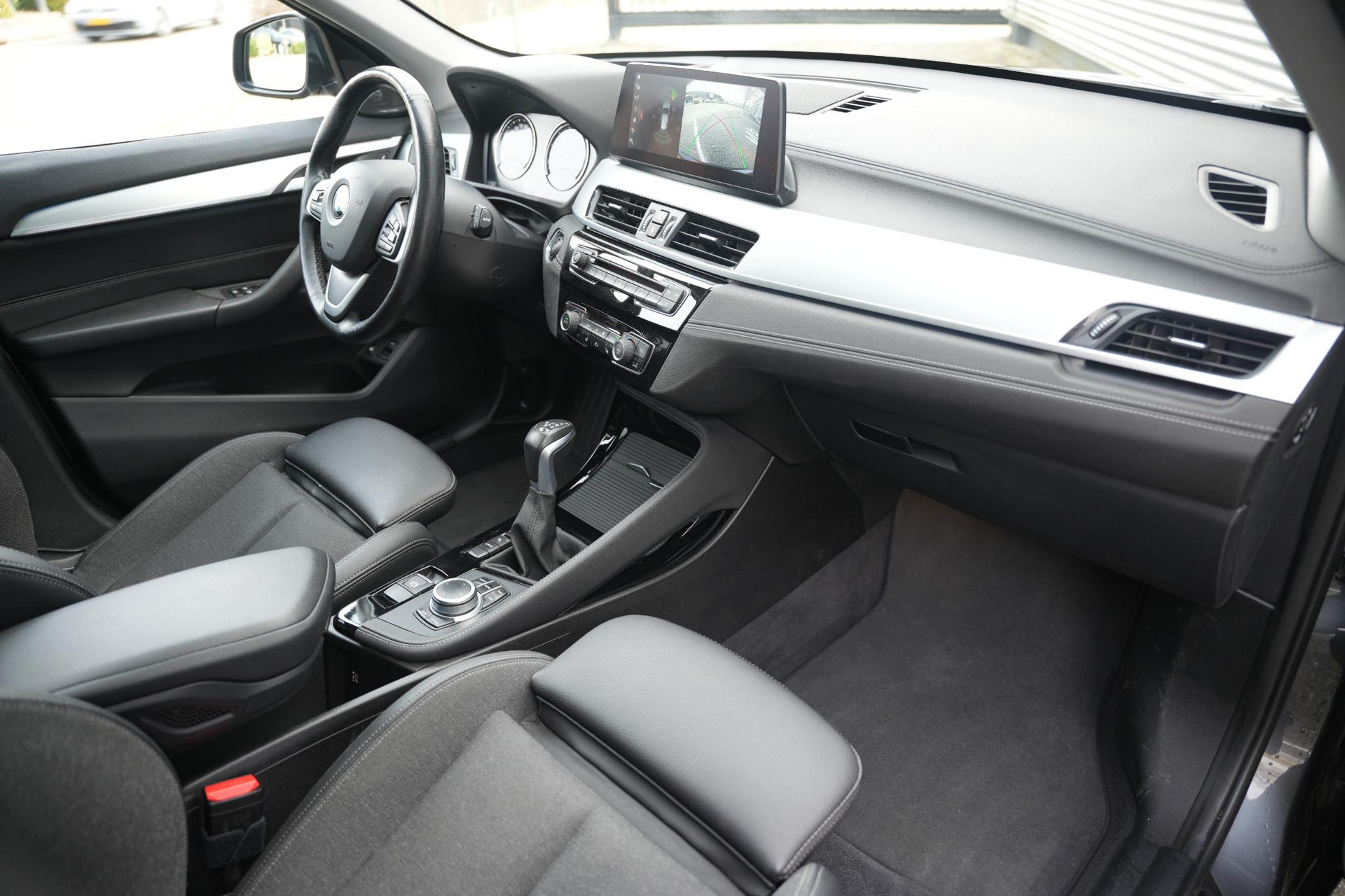 BMW X1 xDrive25e High Executive 2020  24