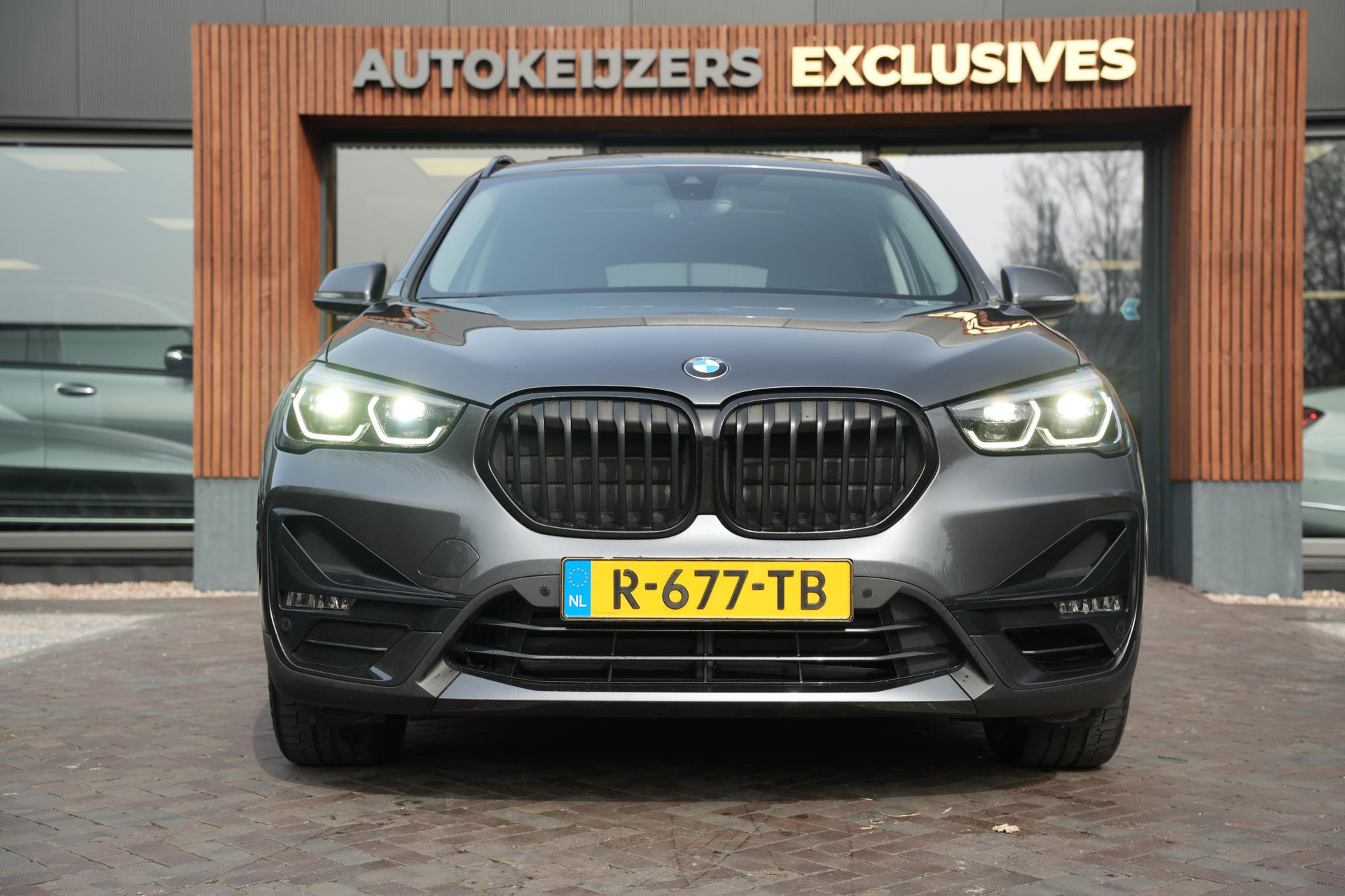 BMW X1 xDrive25e High Executive 2020  3