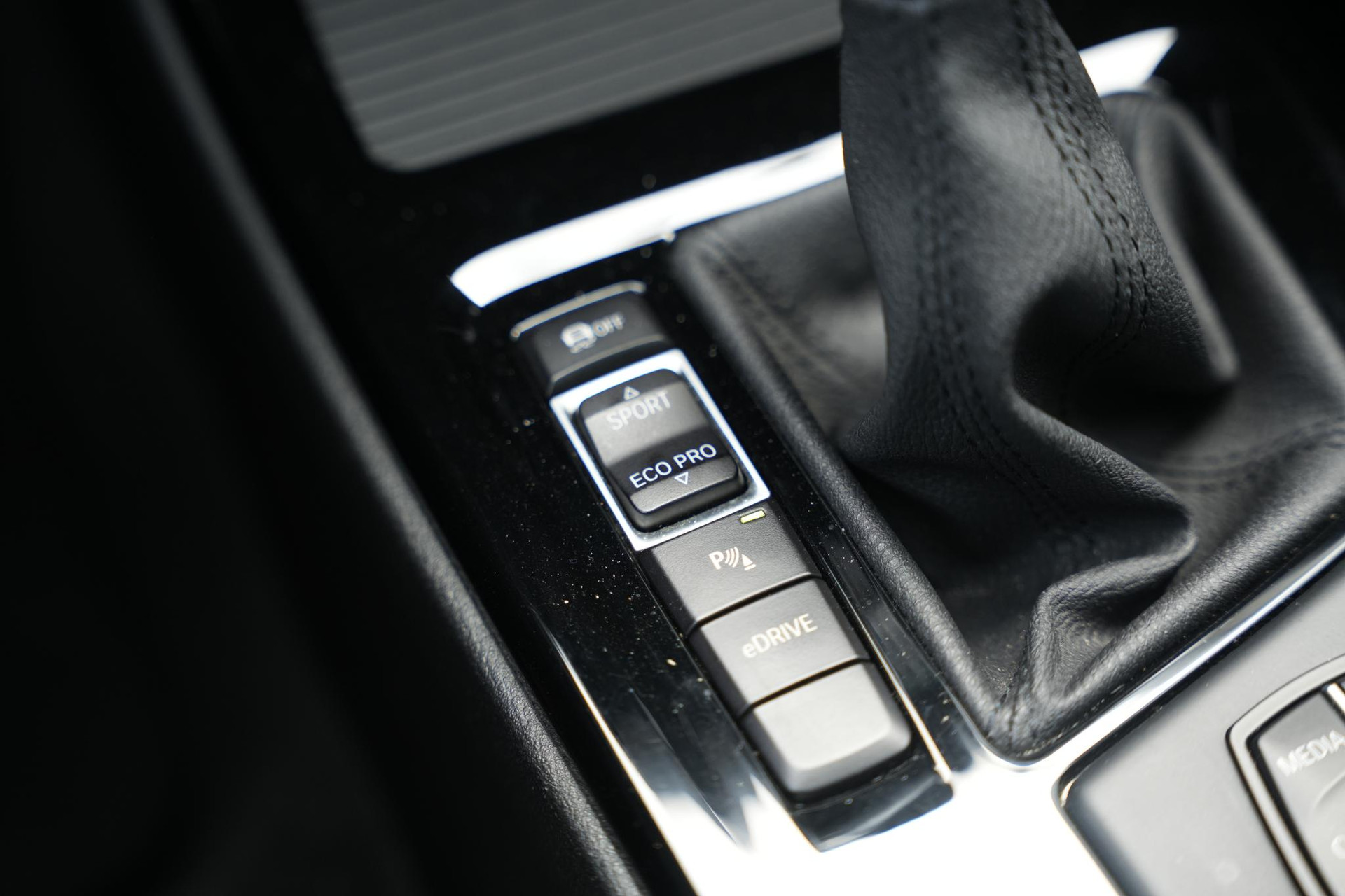 BMW X1 xDrive25e High Executive 2020  38