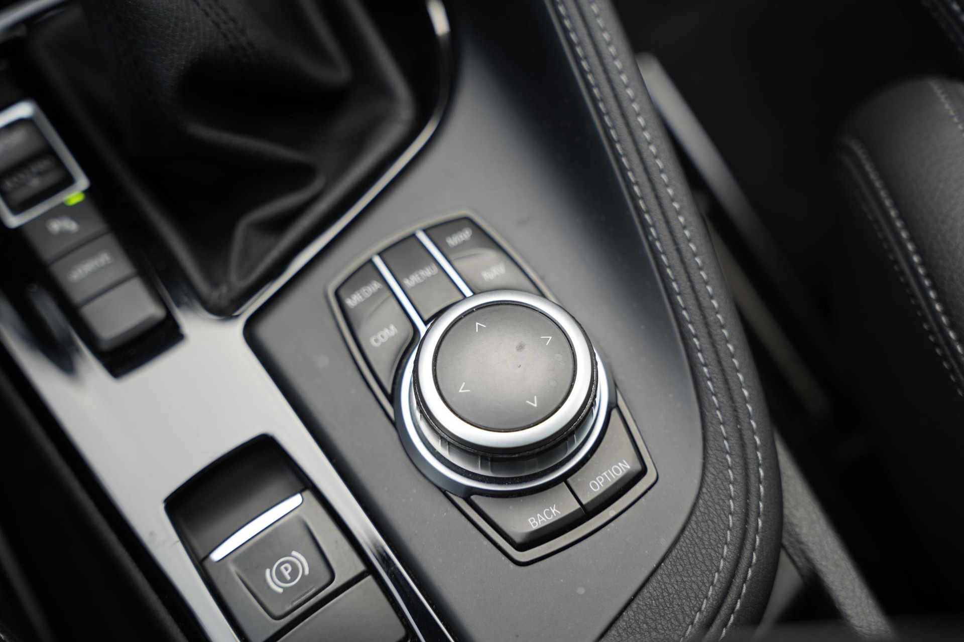 BMW X1 xDrive25e High Executive 2020  40