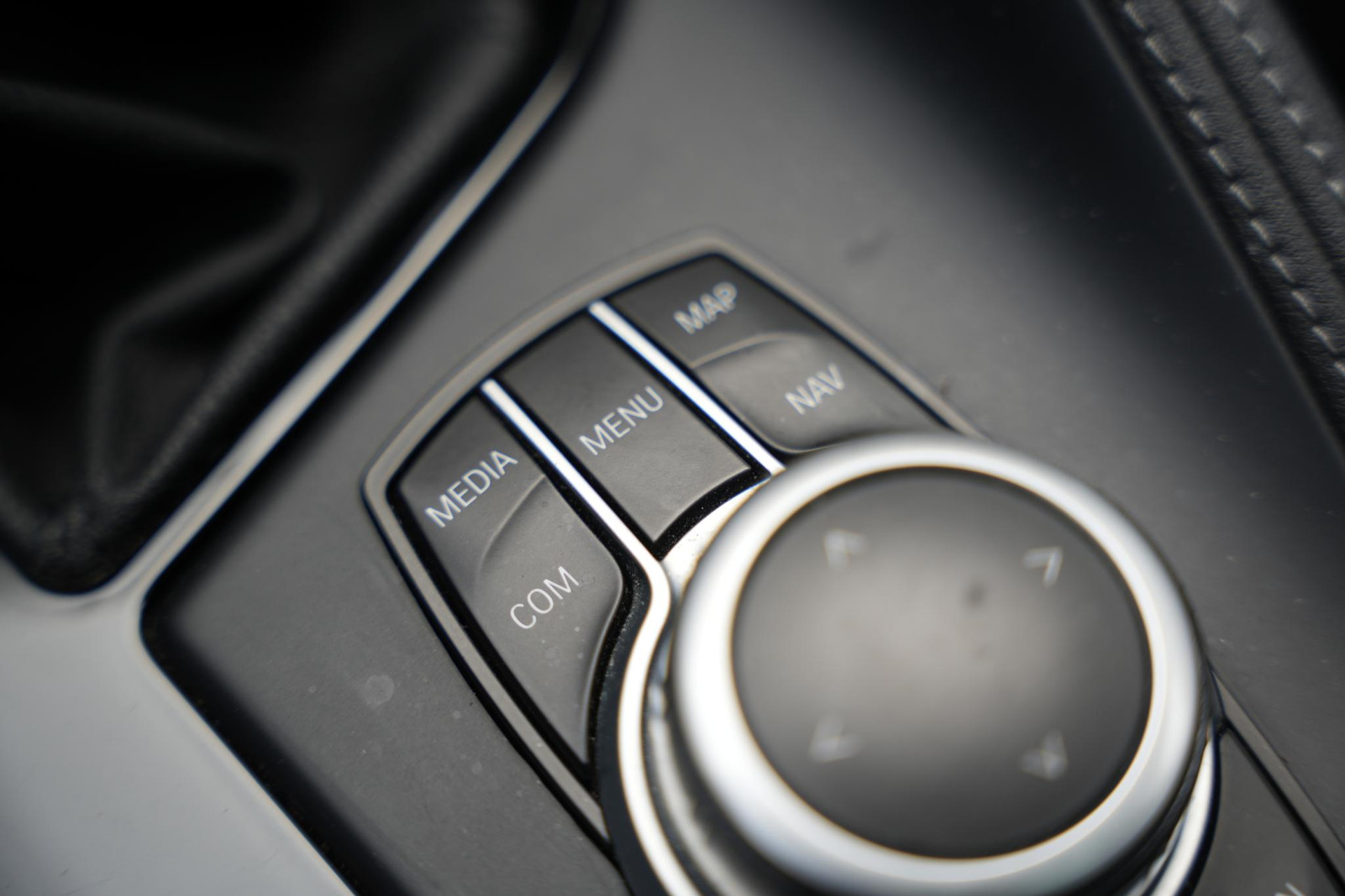 BMW X1 xDrive25e High Executive 2020  46