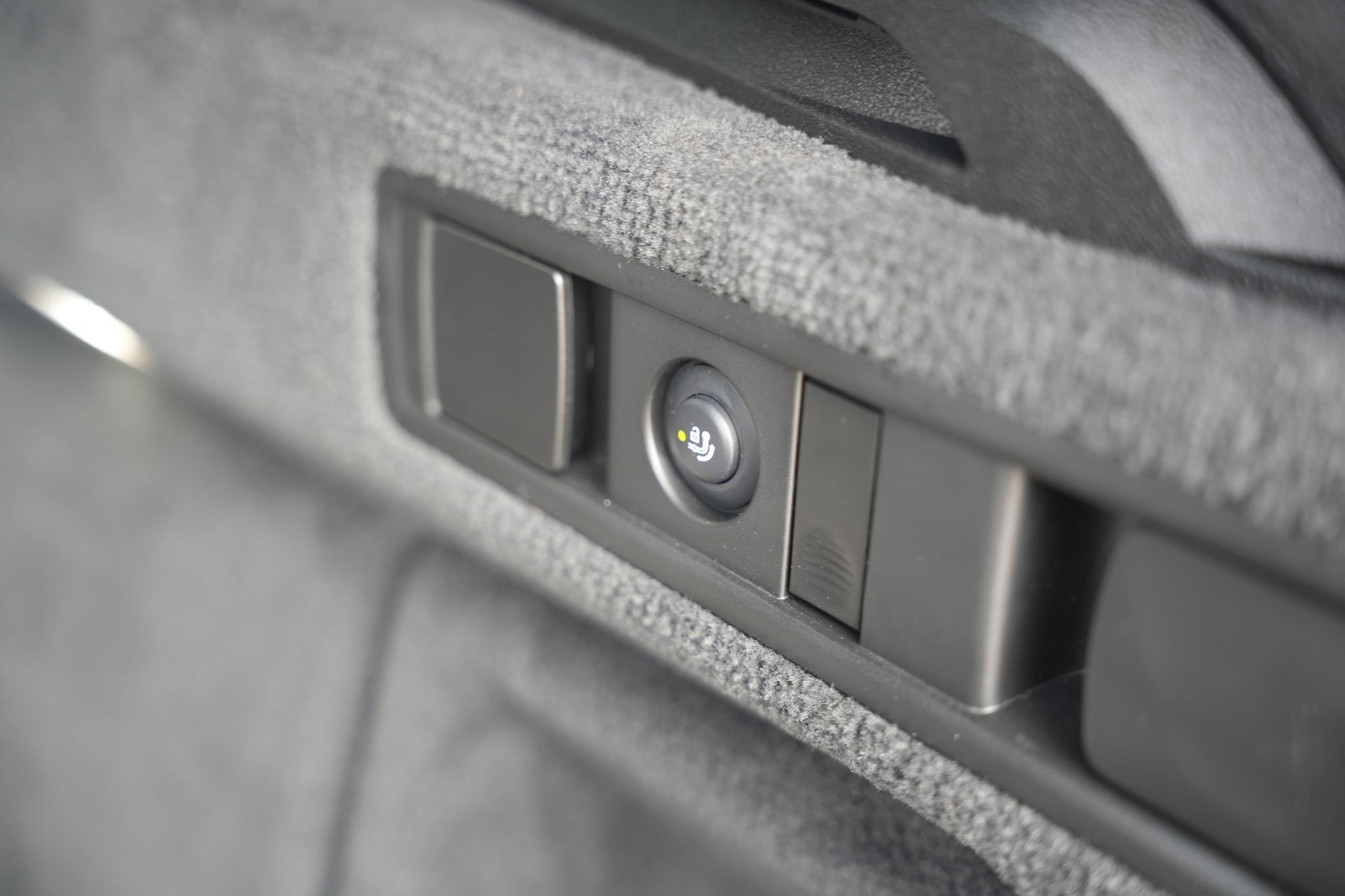 BMW X5 M 2020 BLACK SAPPHIRE METALLIC (475) 16