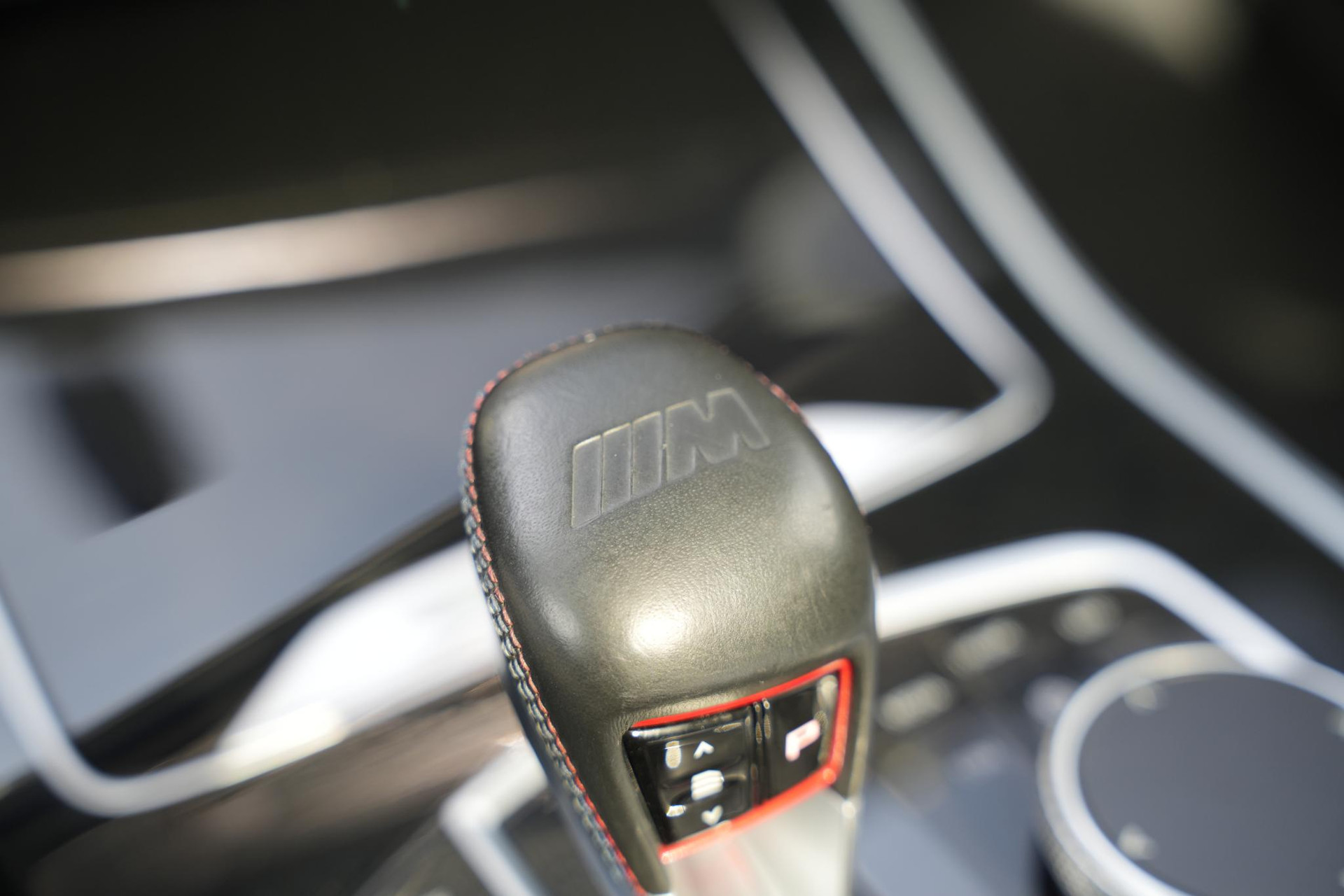 BMW X5 M 2020 BLACK SAPPHIRE METALLIC (475) 34