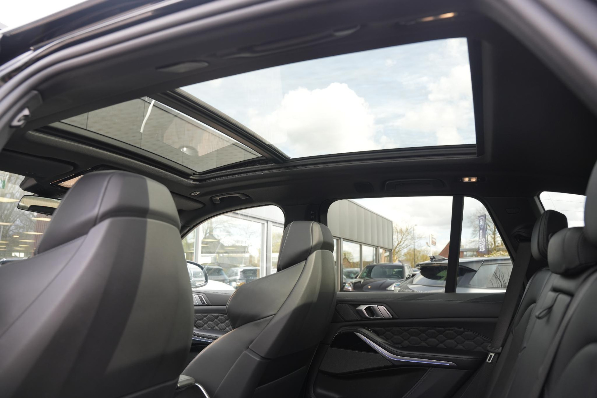 BMW X5 M 2020 BLACK SAPPHIRE METALLIC (475) 45