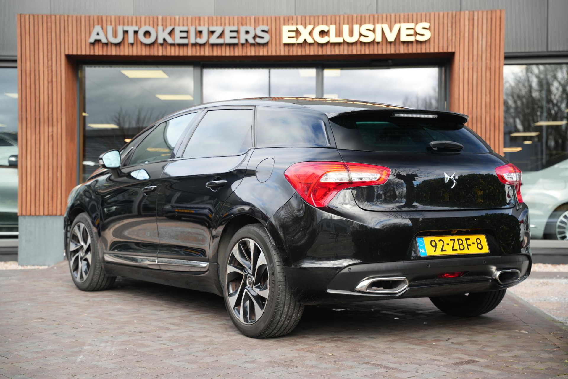 Citroën DS5 1.6 THP So Chic 2013 Metallic of parelmoerlak noir perla nera 7