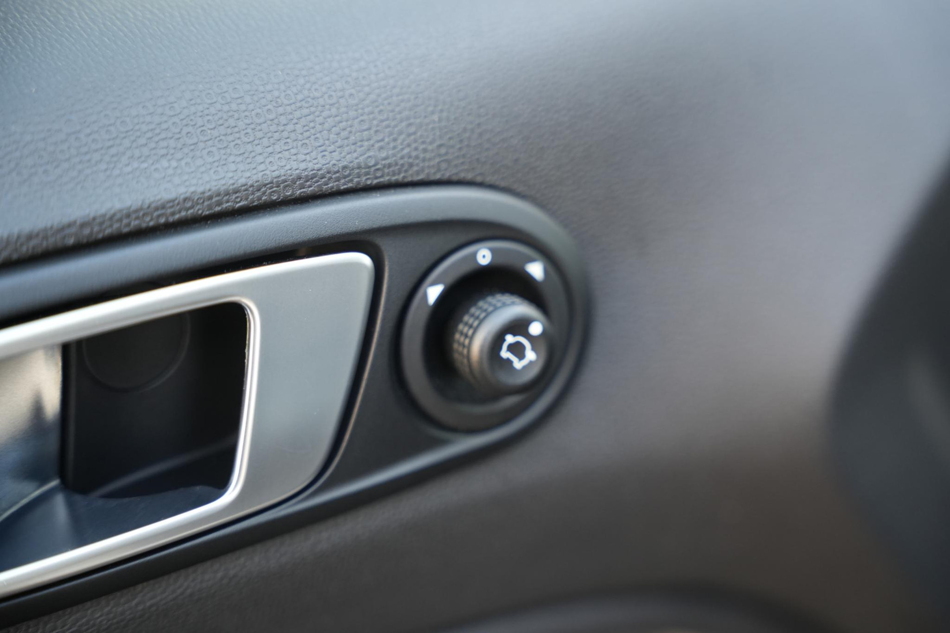 Ford EcoSport 1.0 EcoBoost Titanium 2015 Diamond White # 2 (Pnzad) 20