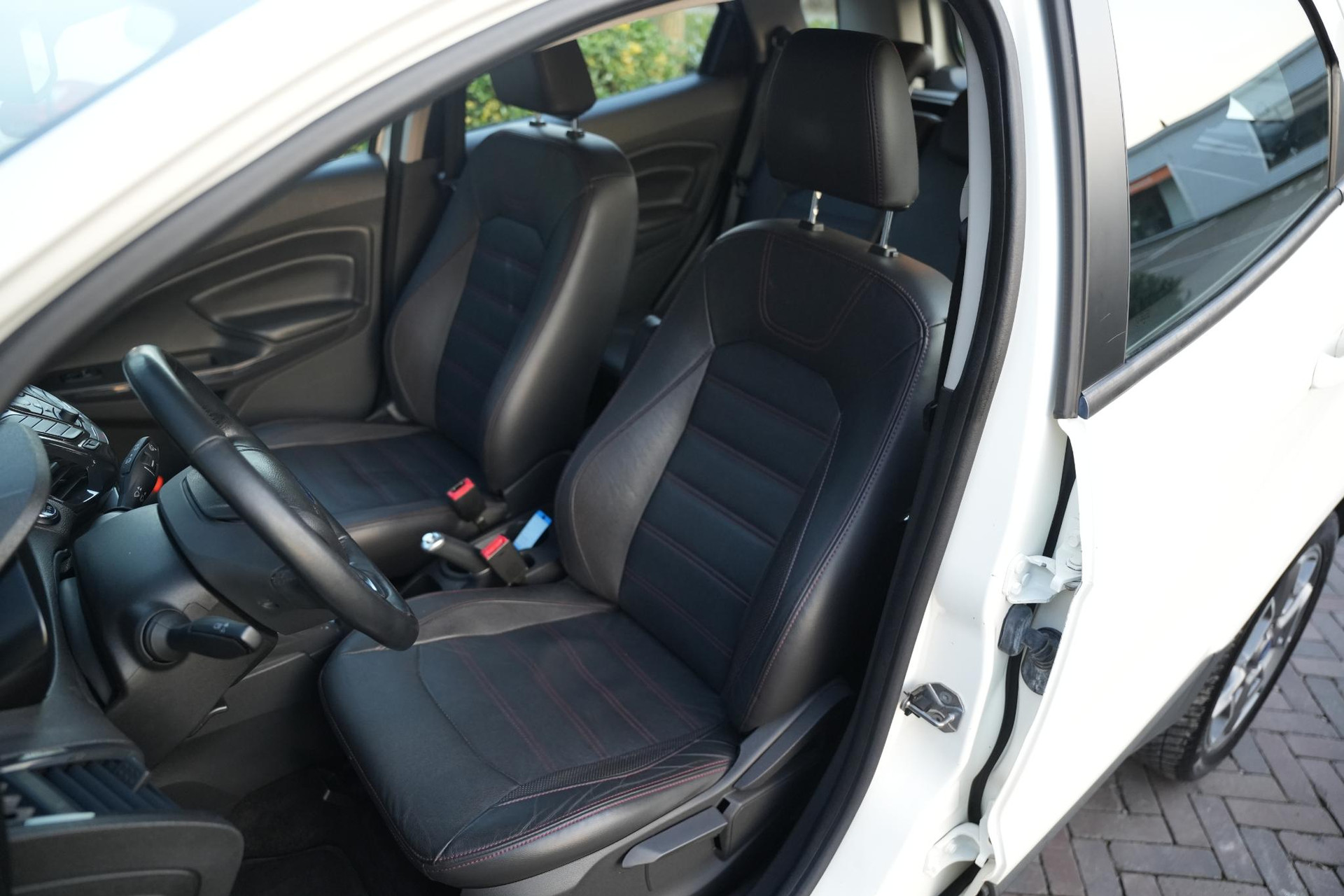 Ford EcoSport 1.0 EcoBoost Titanium 2015 Diamond White # 2 (Pnzad) 6