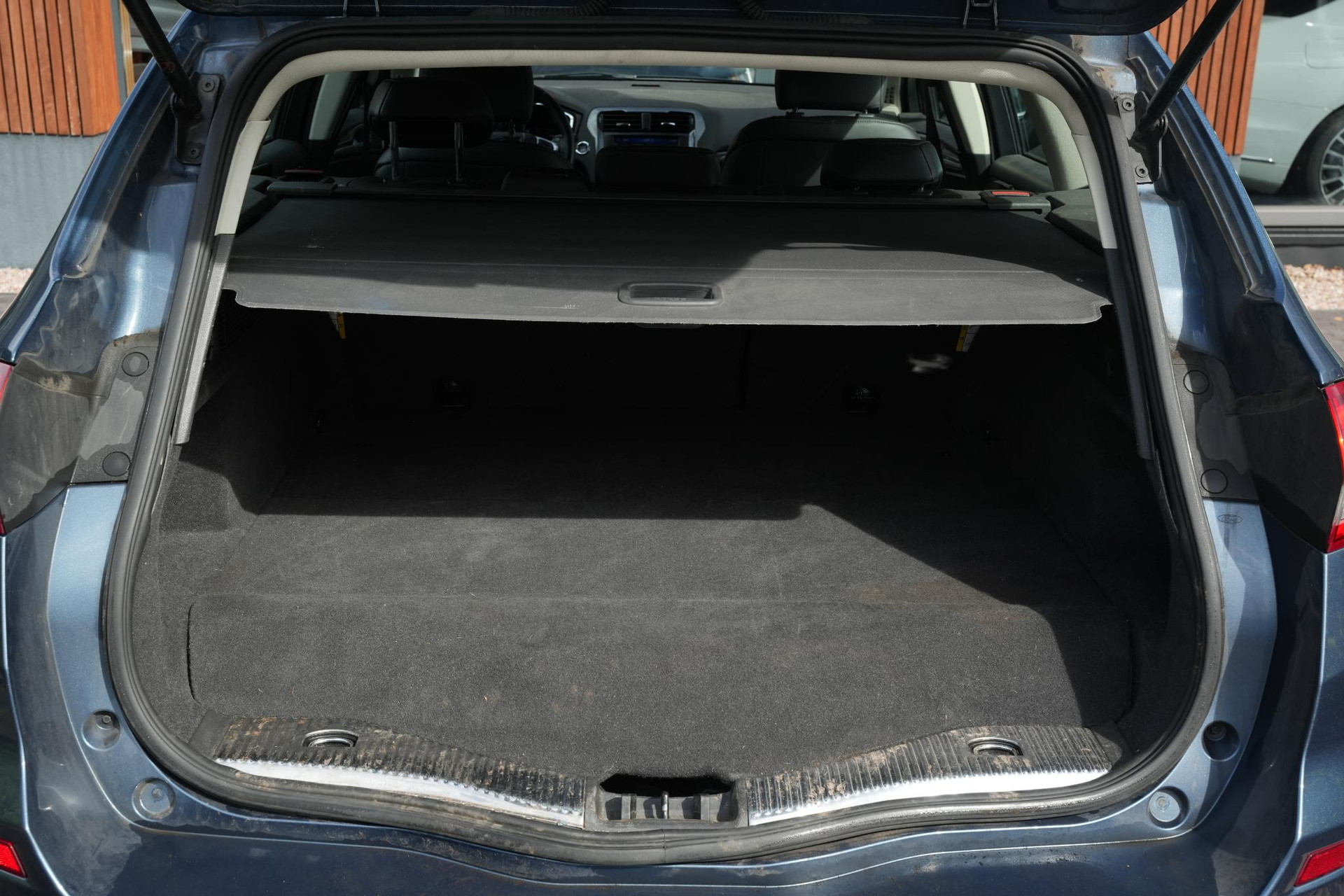 Ford Mondeo Wagon 2.0 IVCT HEV Titanium 2022  37