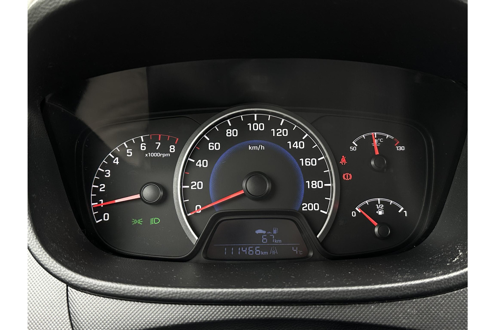 Hyundai i10 1.0i i-Motion Go! 2016 2016 Phantom Black (X5B) 13