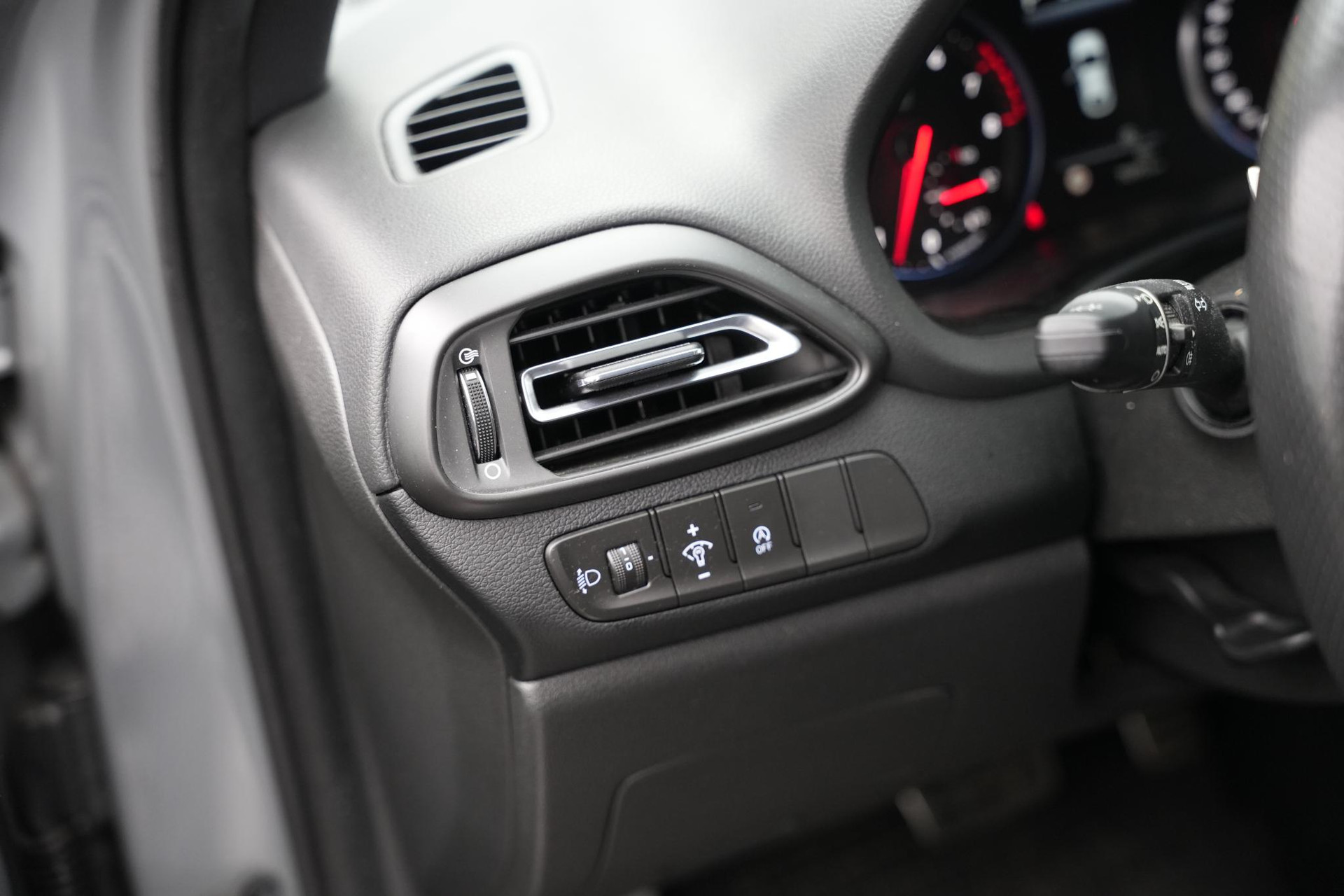 Hyundai i30 Fastback 2.0 N 2021 Shadow Gray (TKG) 20