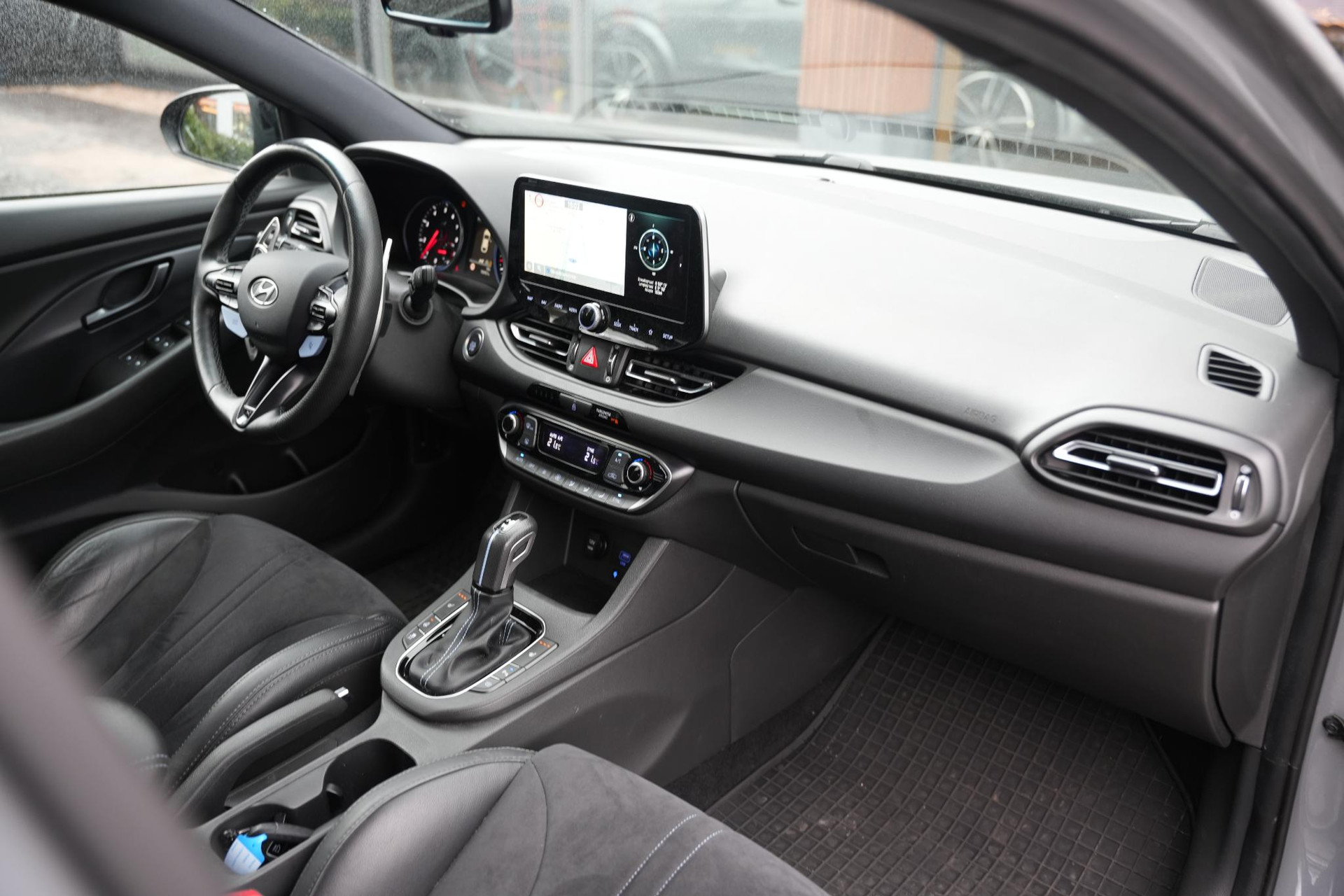 Hyundai i30 Fastback 2.0 N 2021 Shadow Gray (TKG) 43