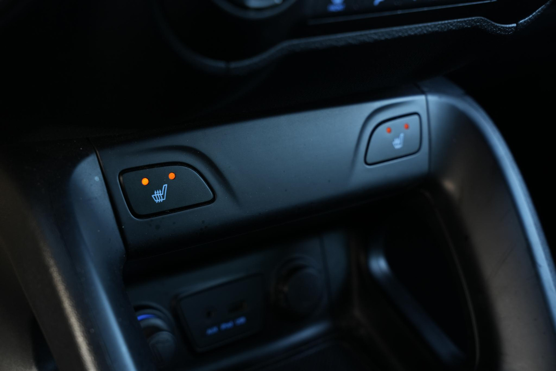 Hyundai ix35 2.0i i-Catcher 2010 Black Pearl (1K) 16