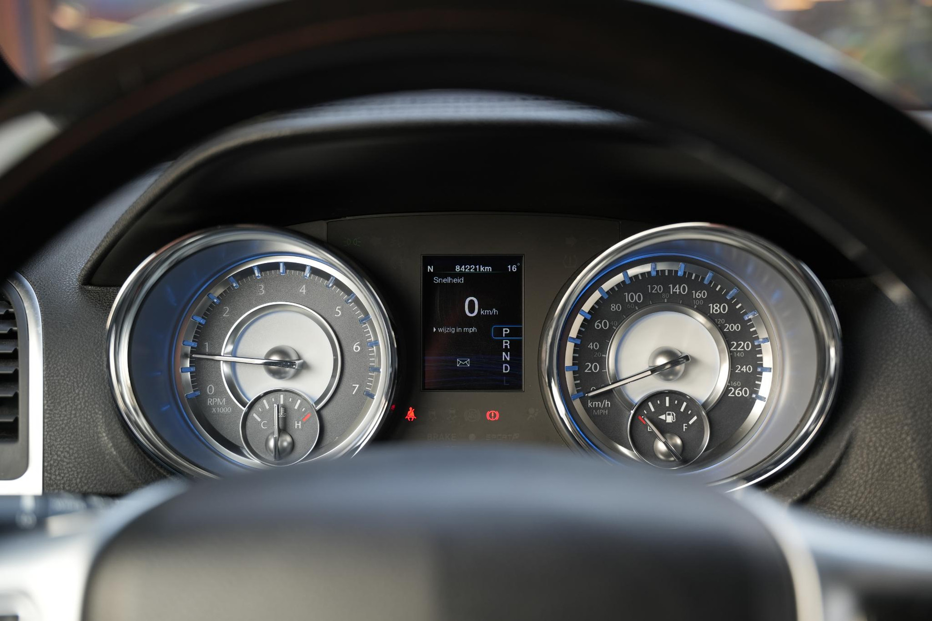 Lancia Thema 3.6 V6 Platinum 2013  16