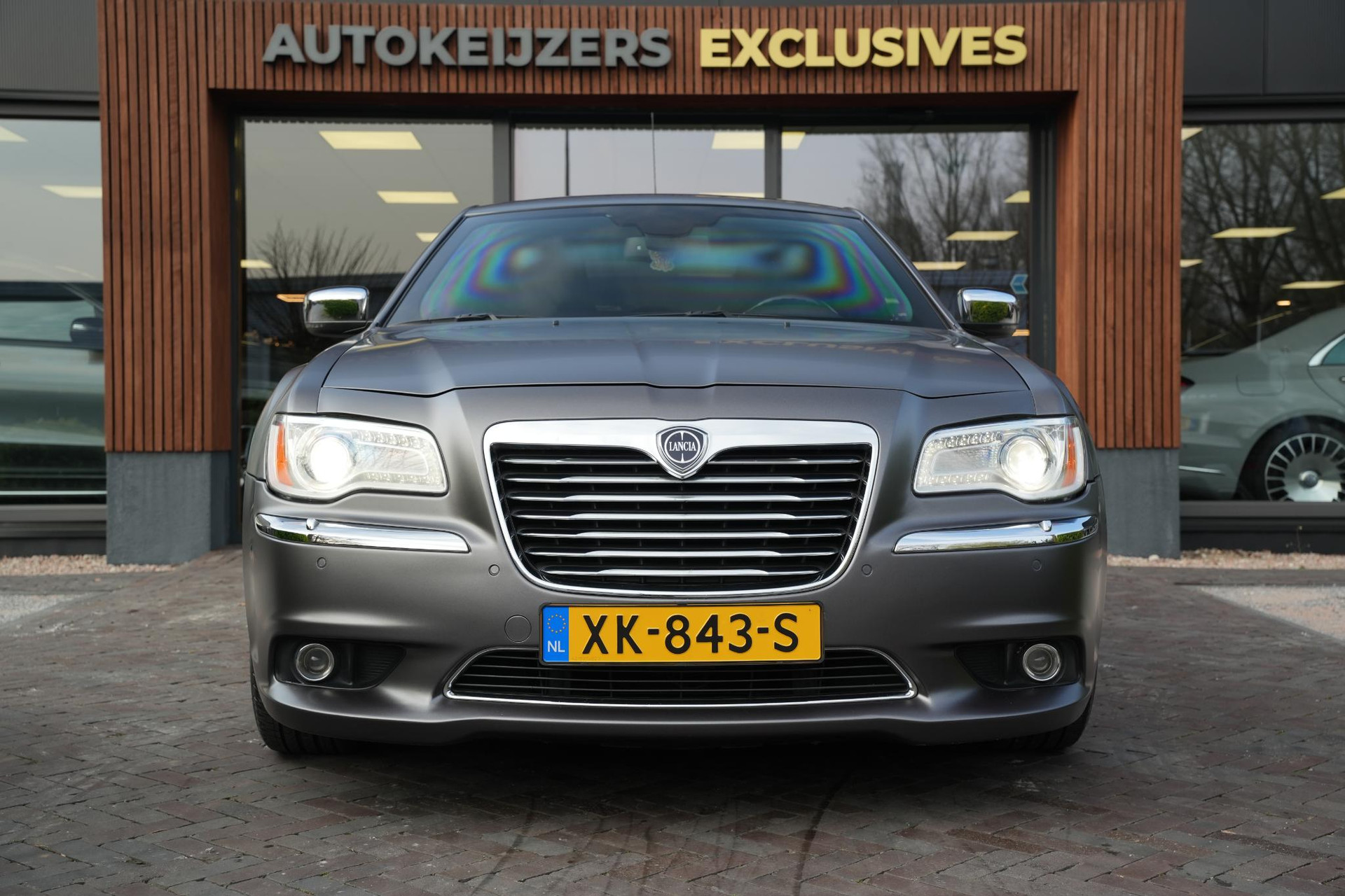 Lancia Thema 3.6 V6 Platinum 2013  3