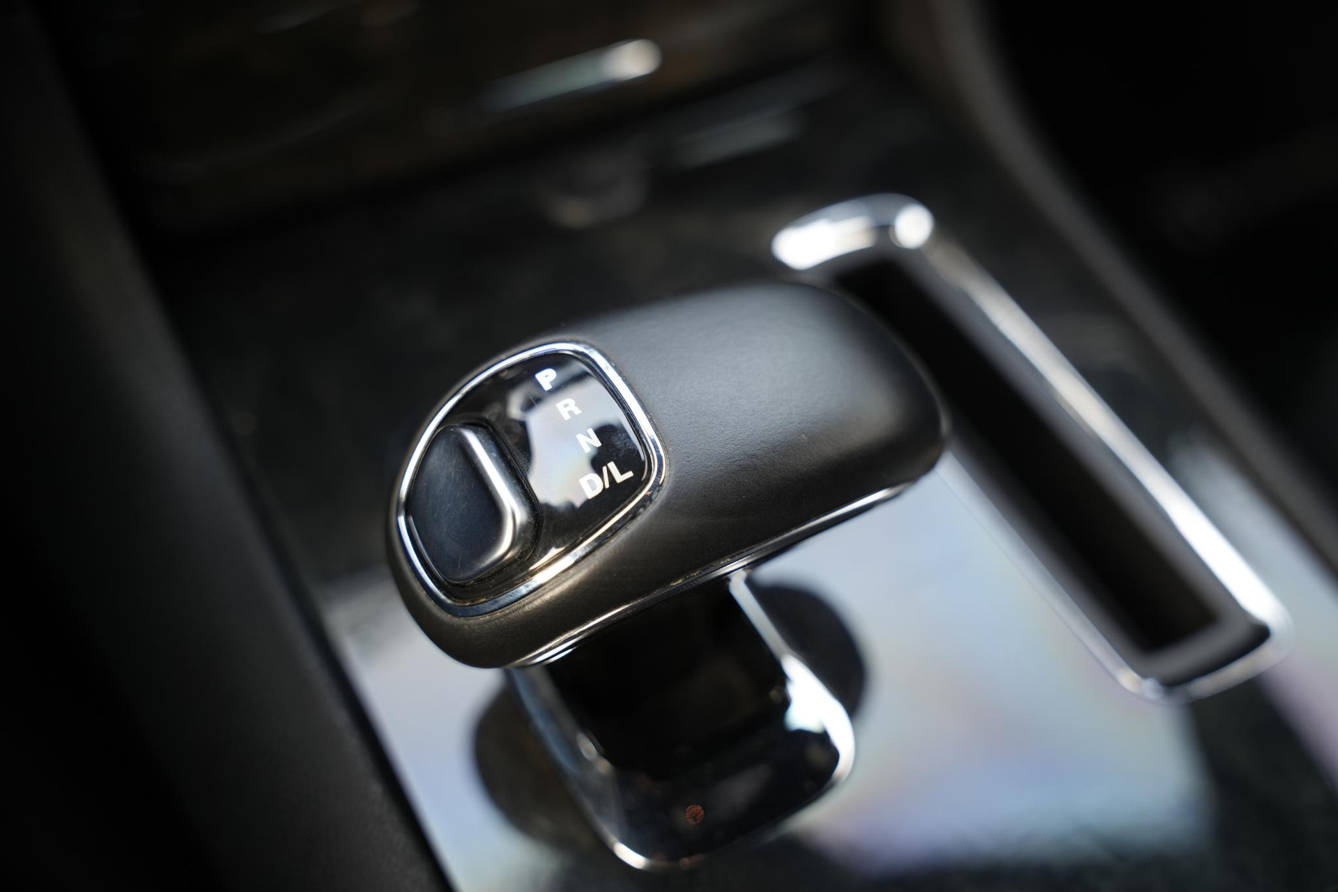 Lancia Thema 3.6 V6 Platinum 2013  37