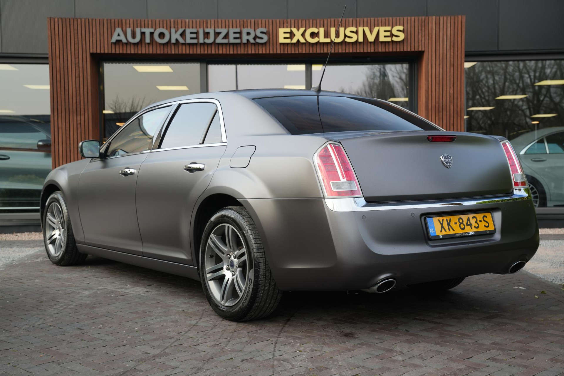 Lancia Thema 3.6 V6 Platinum 2013  7