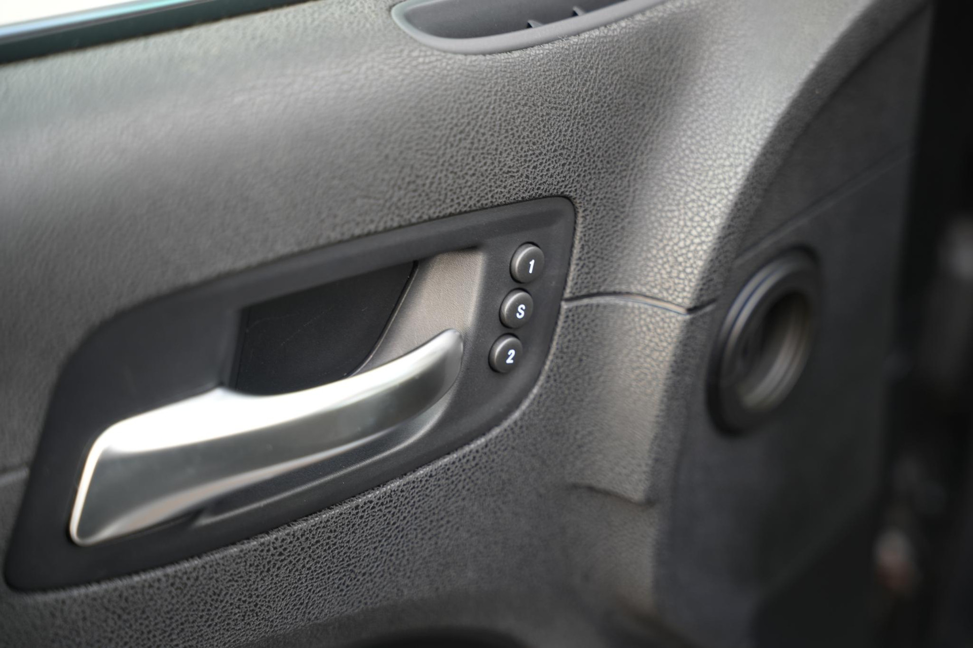 Lancia Thema 3.6 V6 Platinum Gepantserd / Armoured B4 2013  24