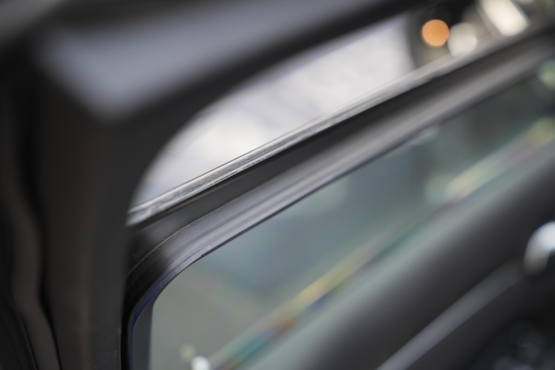 Lancia Thema 3.6 V6 Platinum Gepantserd / Armoured B4 2013  45