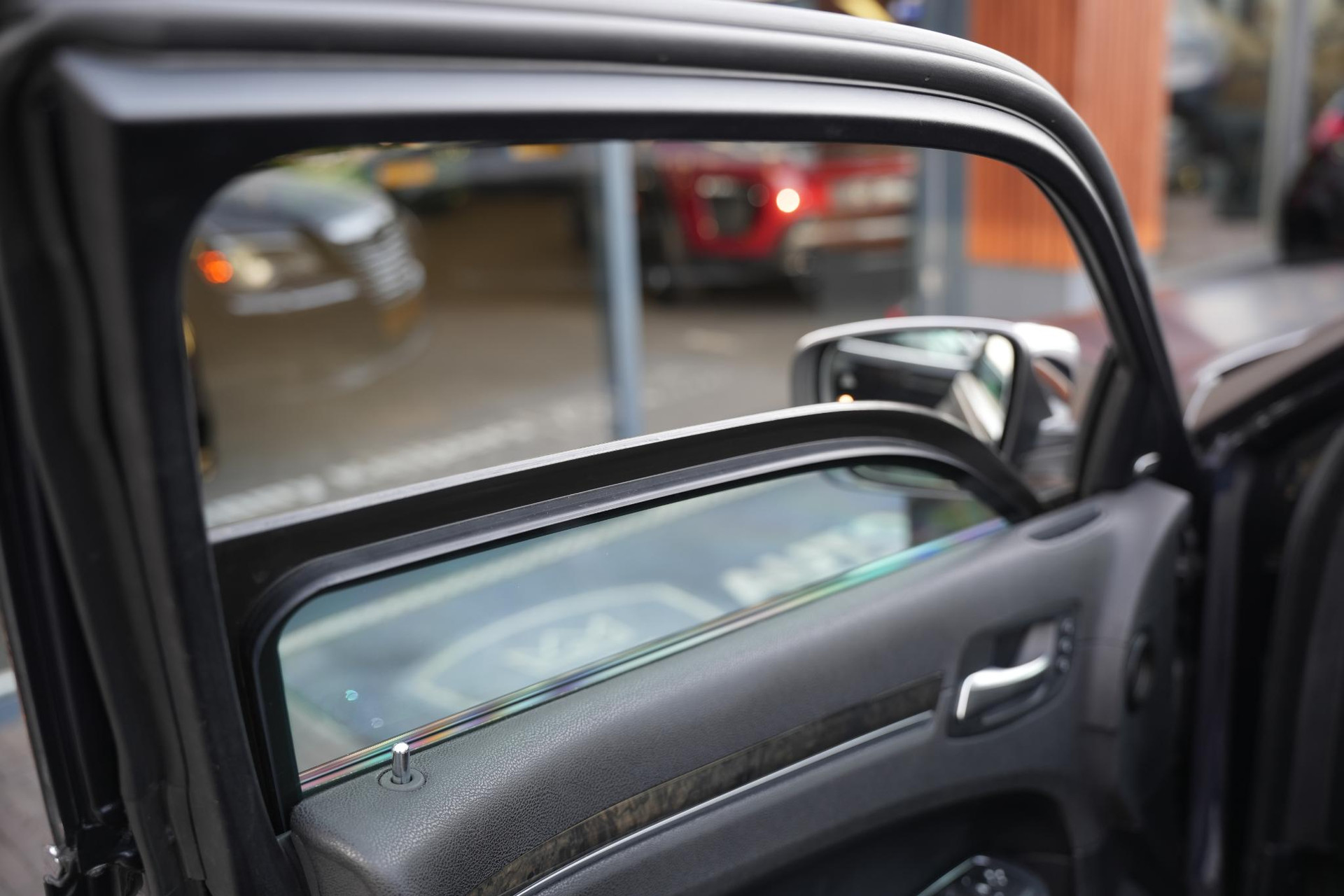 Lancia Thema 3.6 V6 Platinum Gepantserd / Armoured B4 2013  49