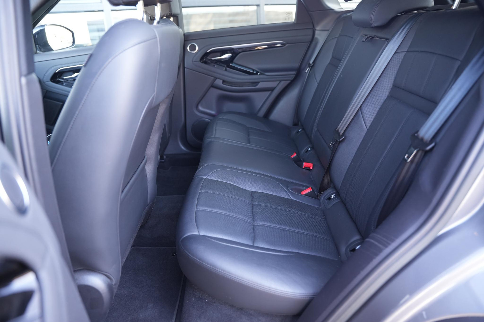 Land Rover Range Rover Evoque 1.5 P300e AWD R-Dynamic SE 2022 Eiger grey-JBC2409 (1DF) 23