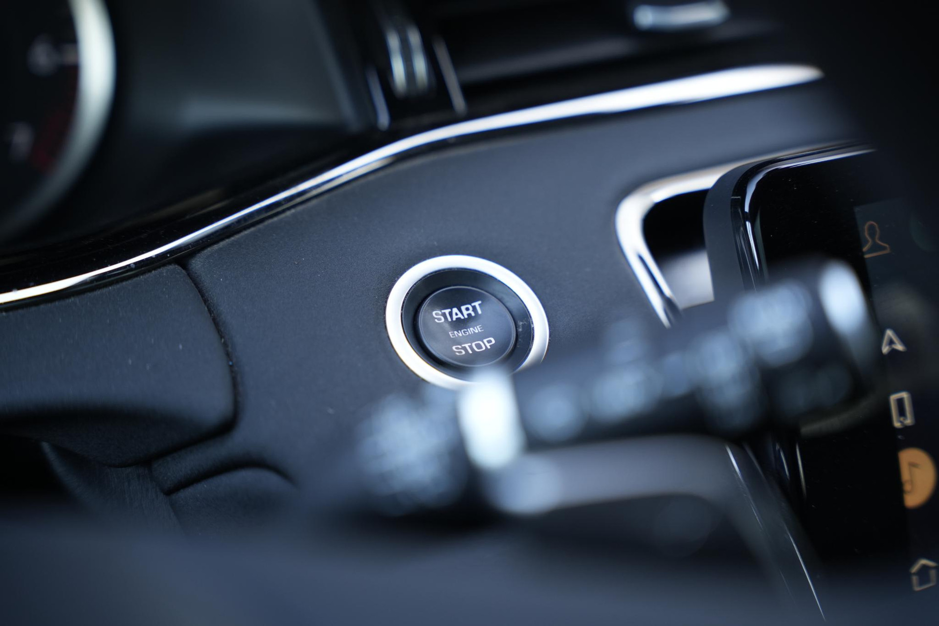 Land Rover Range Rover Evoque 1.5 P300e AWD R-Dynamic SE 2022 Eiger grey-JBC2409 (1DF) 27