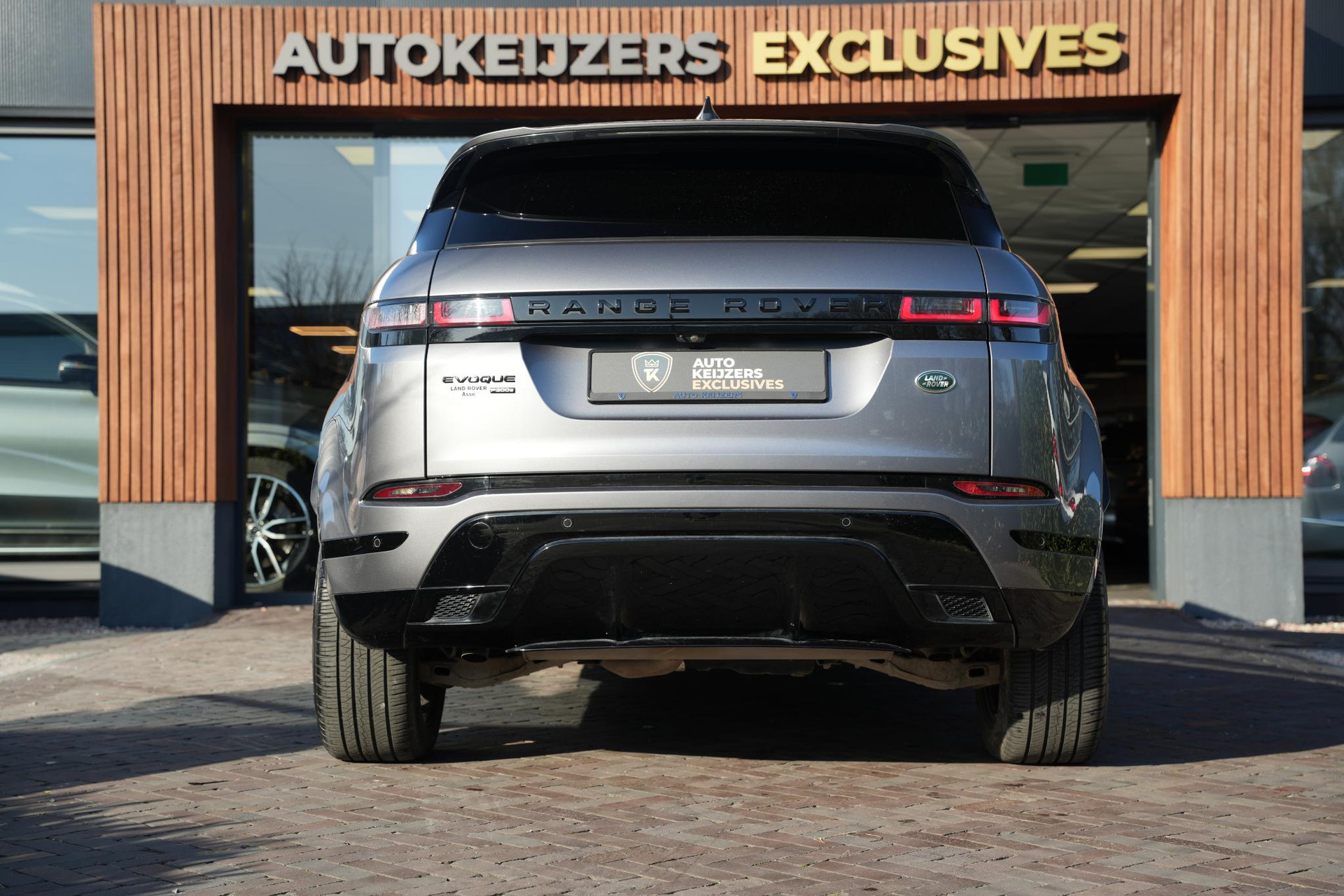 Land Rover Range Rover Evoque 1.5 P300e AWD R-Dynamic SE 2022 Eiger grey-JBC2409 (1DF) 6