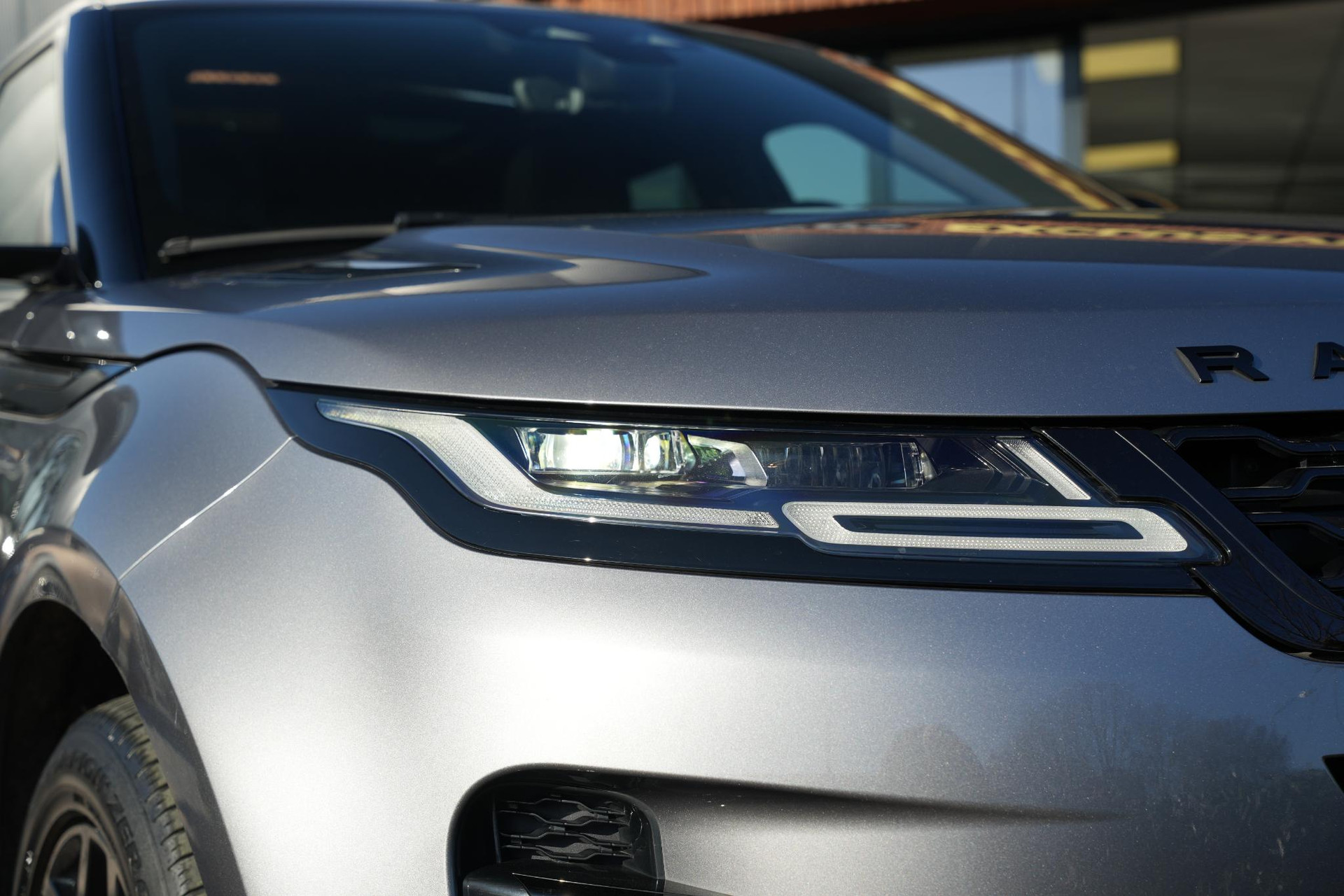 Land Rover Range Rover Evoque 1.5 P300e AWD R-Dynamic SE 2022 Eiger grey-JBC2409 (1DF) 8