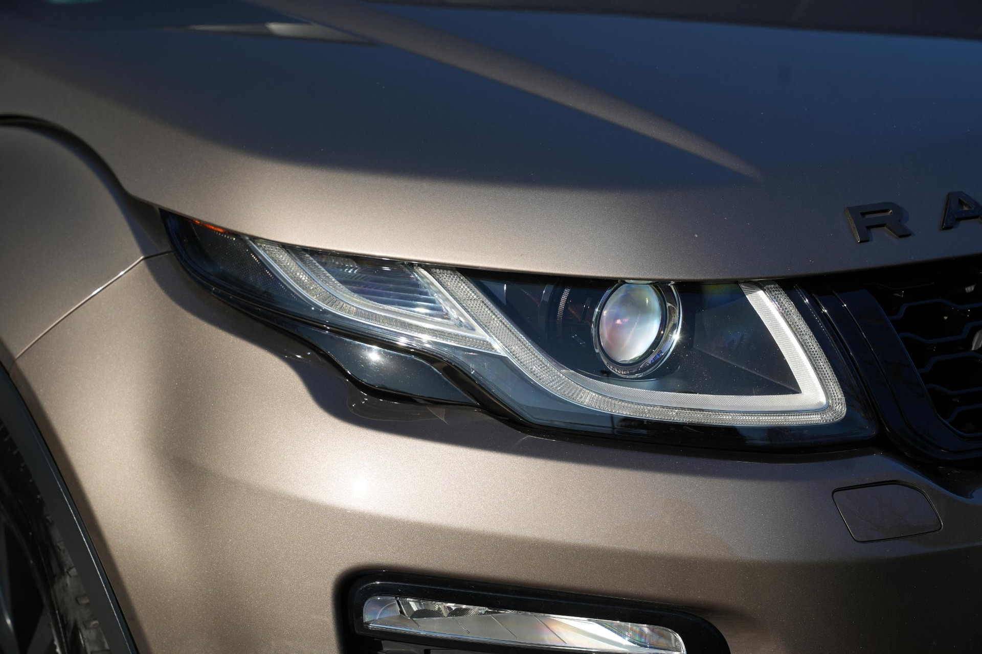 Land Rover Range Rover Evoque 2.0 TD4 HSE Dynamic 2016 Quartzite-JBC2162 (1AP) 10