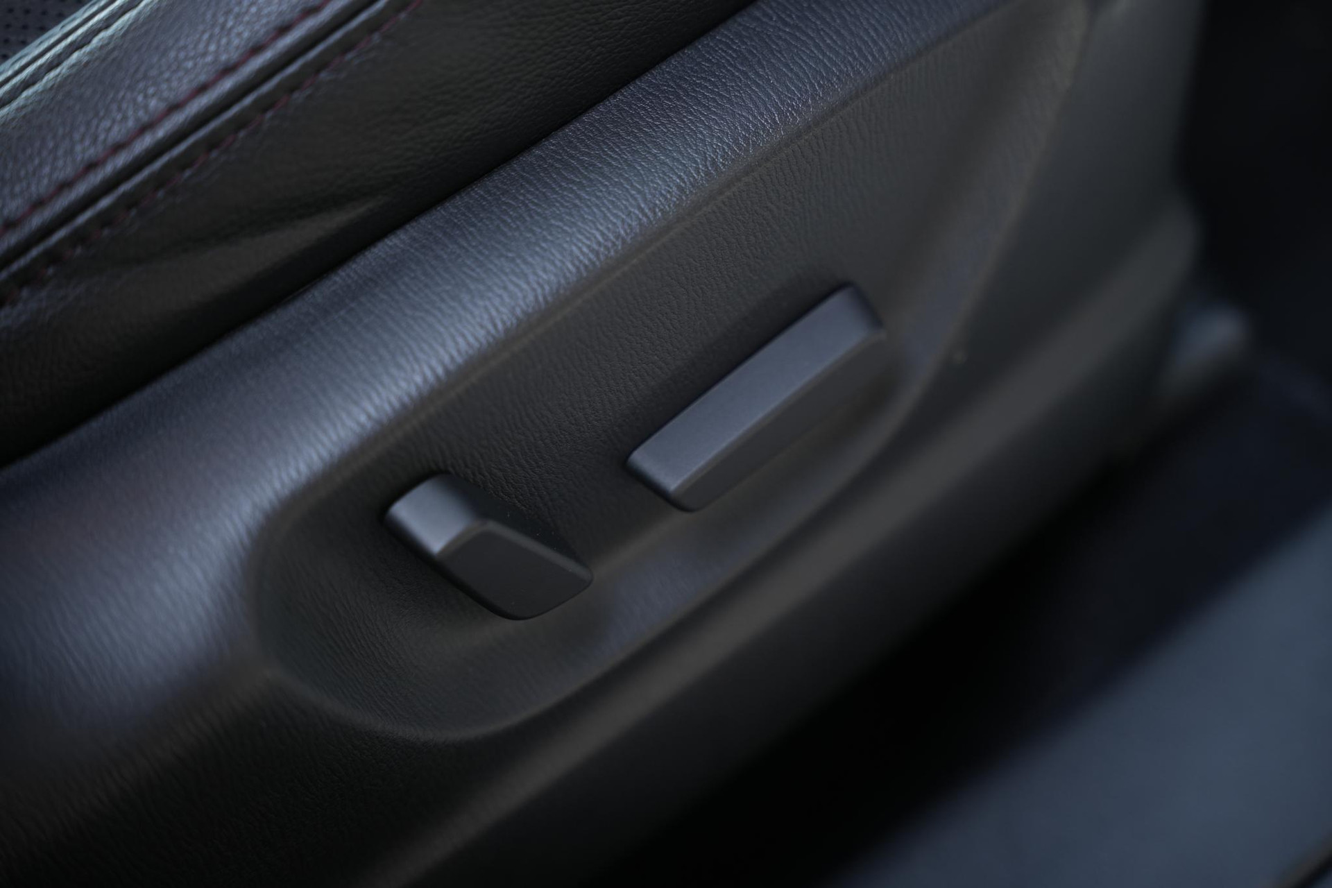 Mazda CX-5 2.0 SkyActiv-G 165 GT-M Line 2WD 2017 Crystal white pearl 17