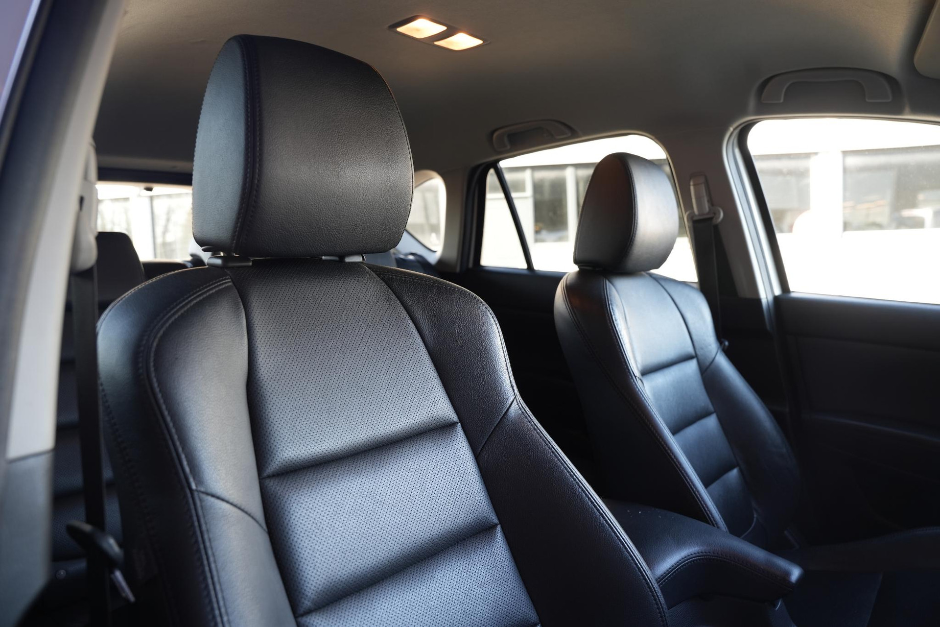 Mazda CX-5 2.0 SkyActiv-G 165 GT-M Line 2WD 2017 Crystal white pearl 18