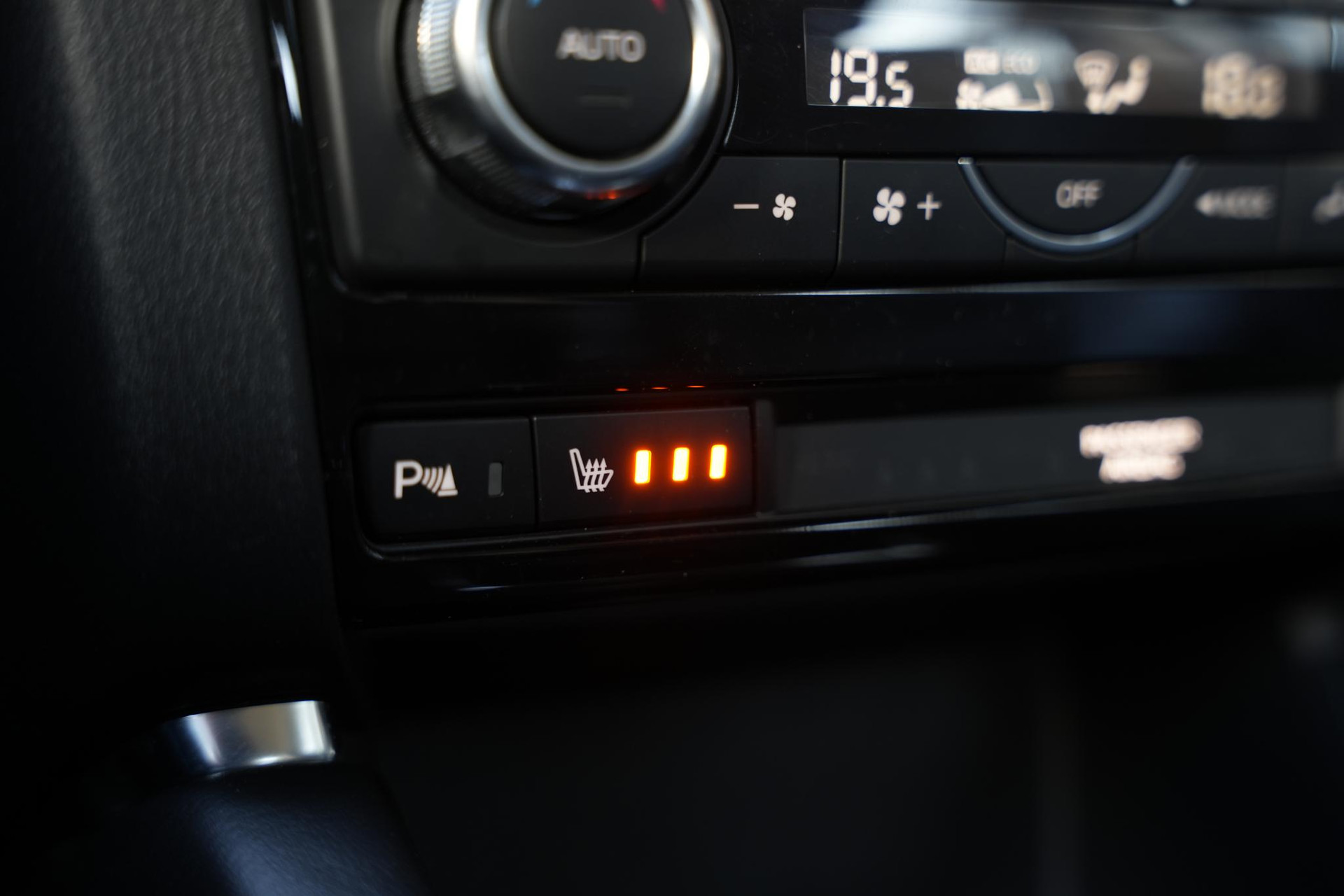 Mazda CX-5 2.0 SkyActiv-G 165 GT-M Line 2WD 2017 Crystal white pearl 25