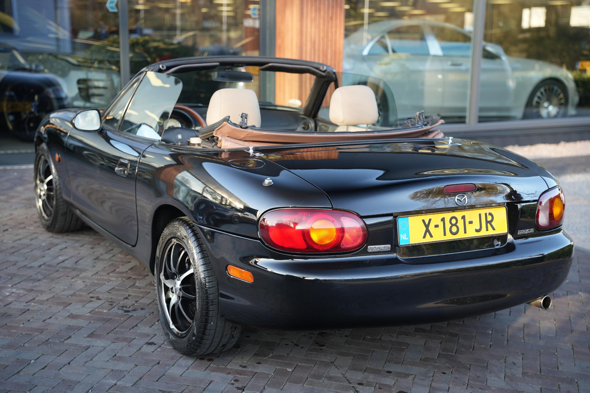 Mazda MX-5 1.6i 2000  13