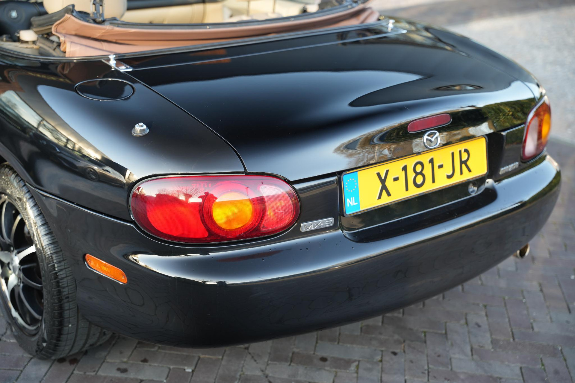 Mazda MX-5 1.6i 2000  14