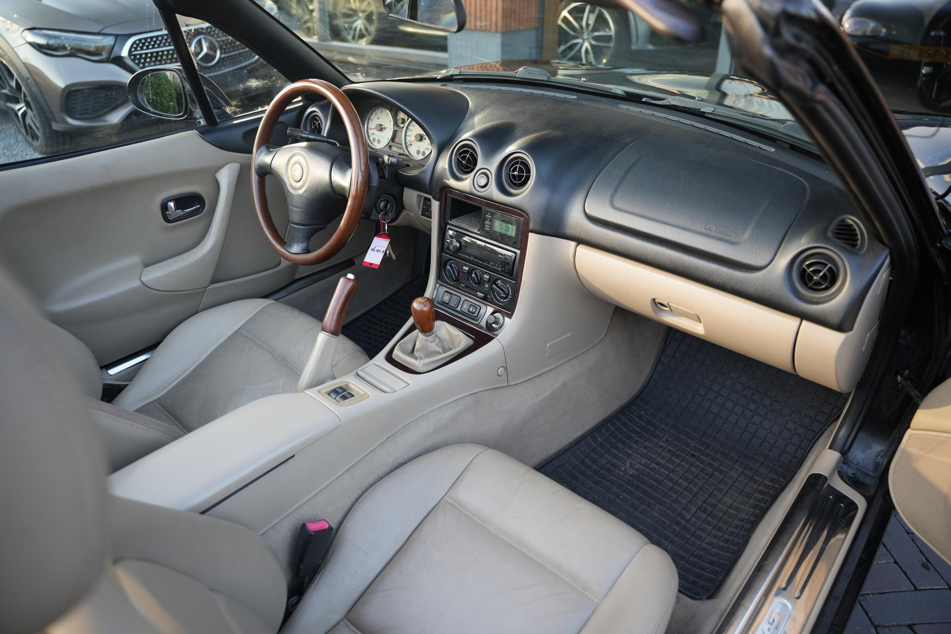 Mazda MX-5 1.6i 2000  18