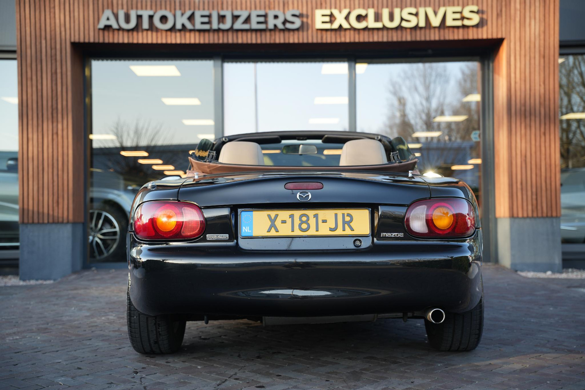 Mazda MX-5 1.6i 2000  9