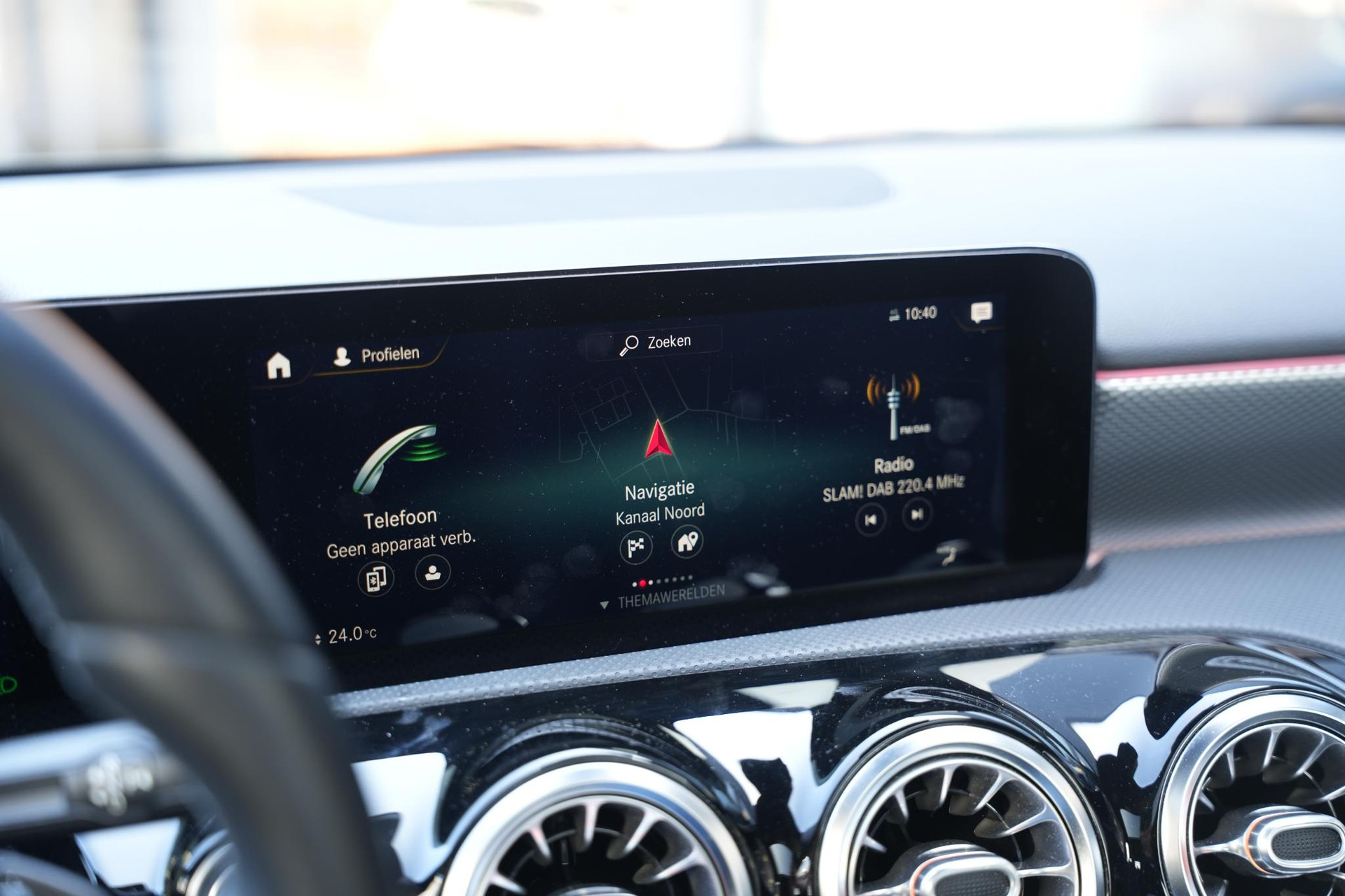 Mercedes-Benz A-Klasse 250 e Premium Plus 2020 DIGITAL WHITE - METALLIC FINISH (144U) 25