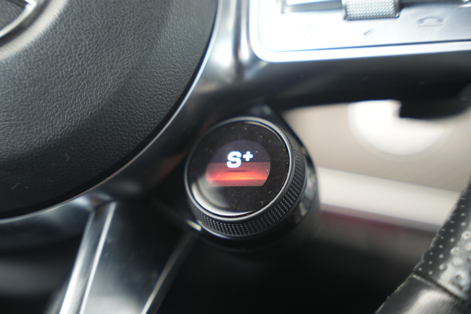 Mercedes-Benz AMG GT 4-Door Coupe AMG 43 Premium Plus 2019 Graphite gray - magno paintwork (818U) 28