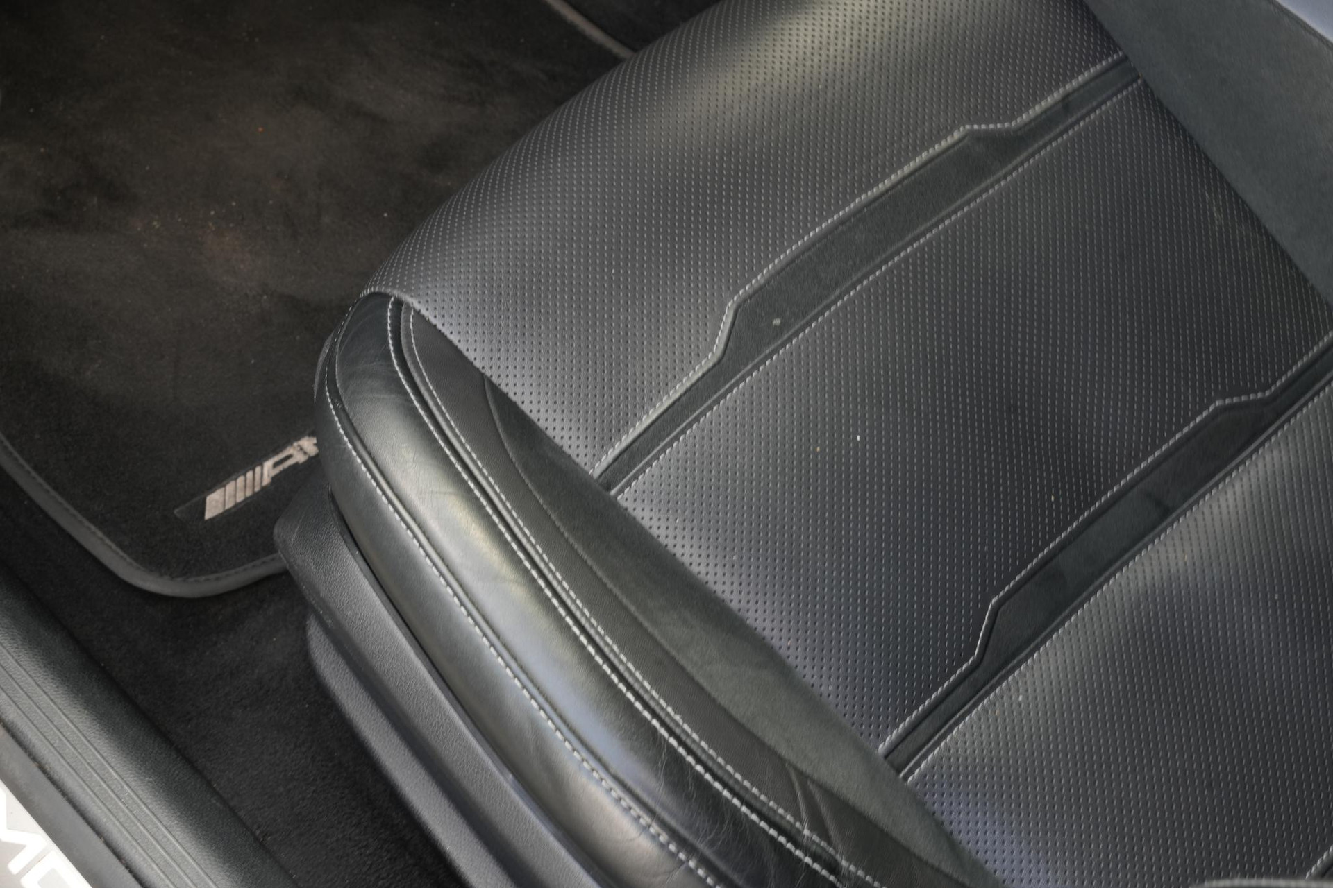 Mercedes-Benz AMG GT 4-Door Coupe AMG 43 Premium Plus 2019 Graphite gray - magno paintwork (818U) 39