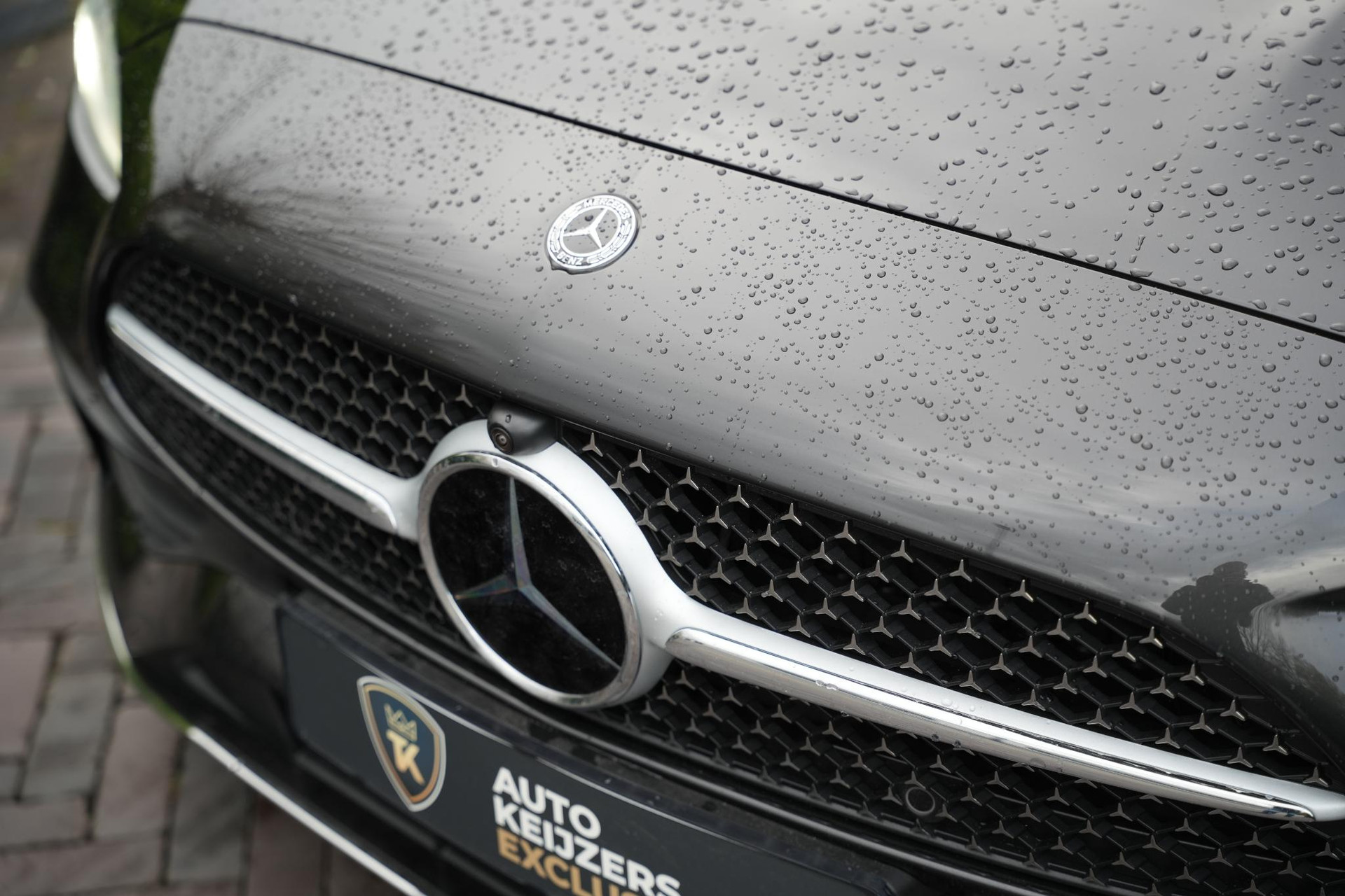 Mercedes-Benz C-Klasse 180 Business Solution AMG 2025 GRAPHITE GRAY - METALLIC FINISH (831U) 42